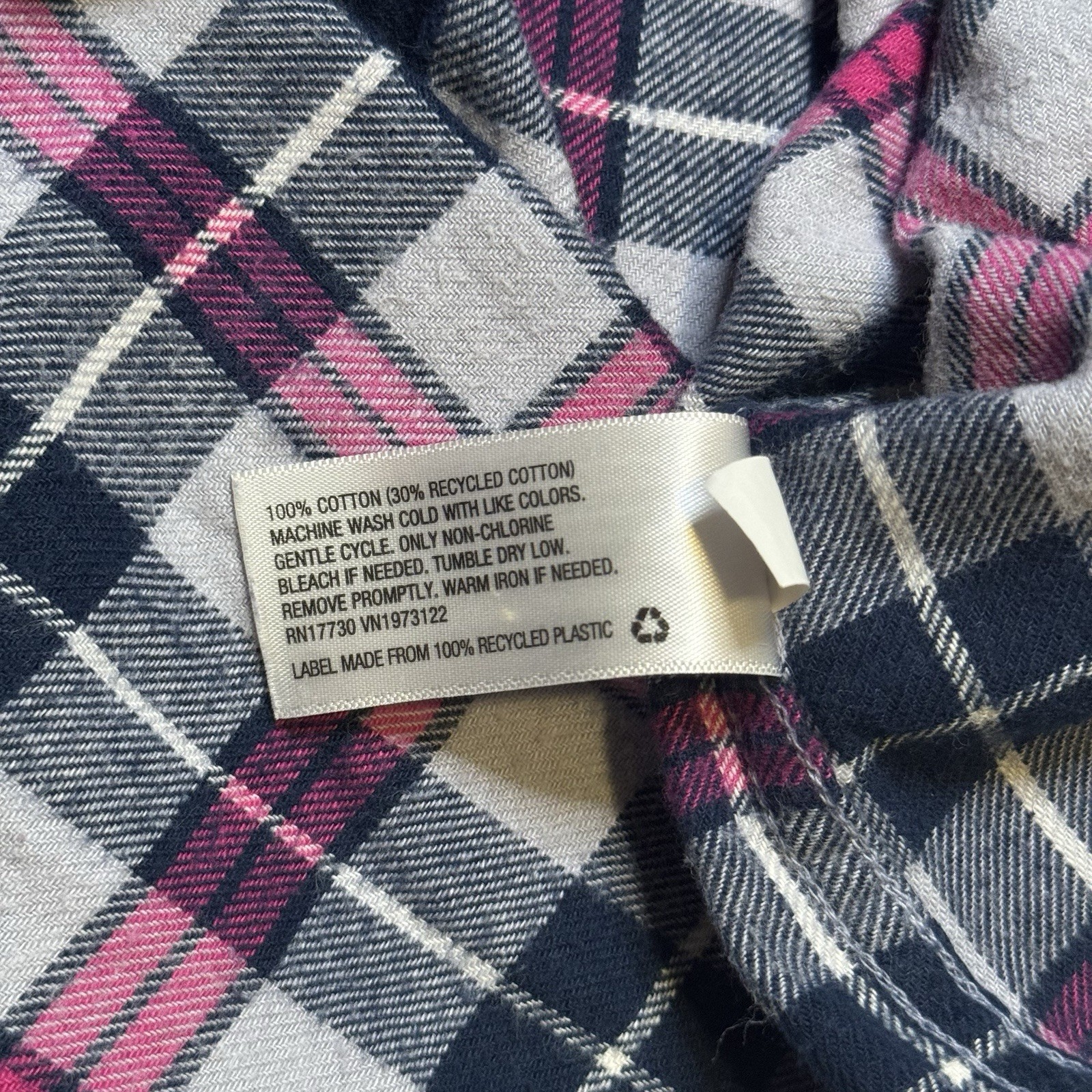 Universal Thread Oversized Flannel Long Sleeve Collared Button-Down Shirt