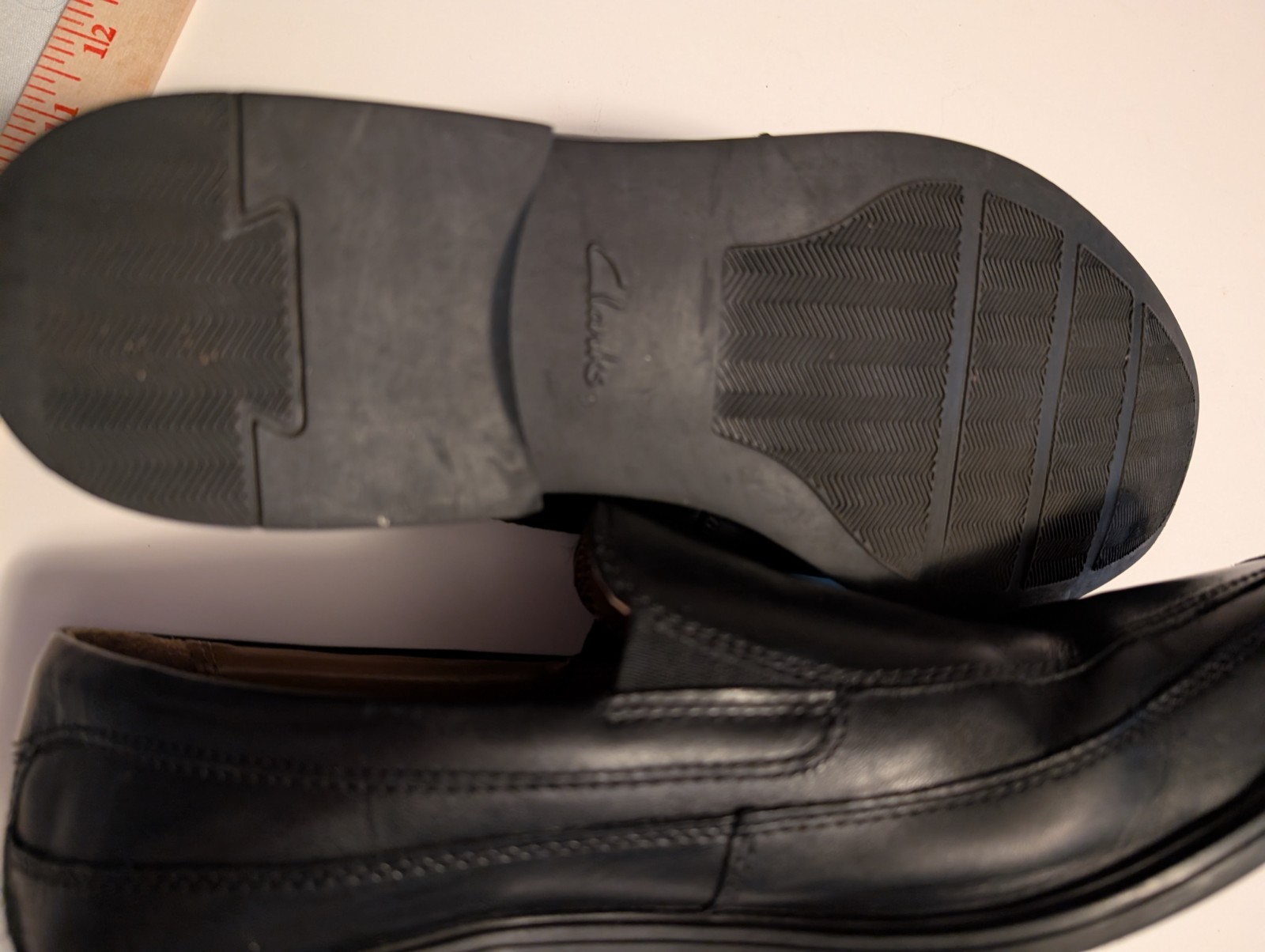 Clarks Men’s Black Loafers 10.5M
