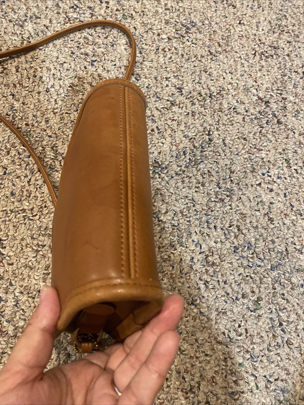COACH VINTAGE BRITISH TAN ABBIE ZIP CROSSBODY BAG 9017