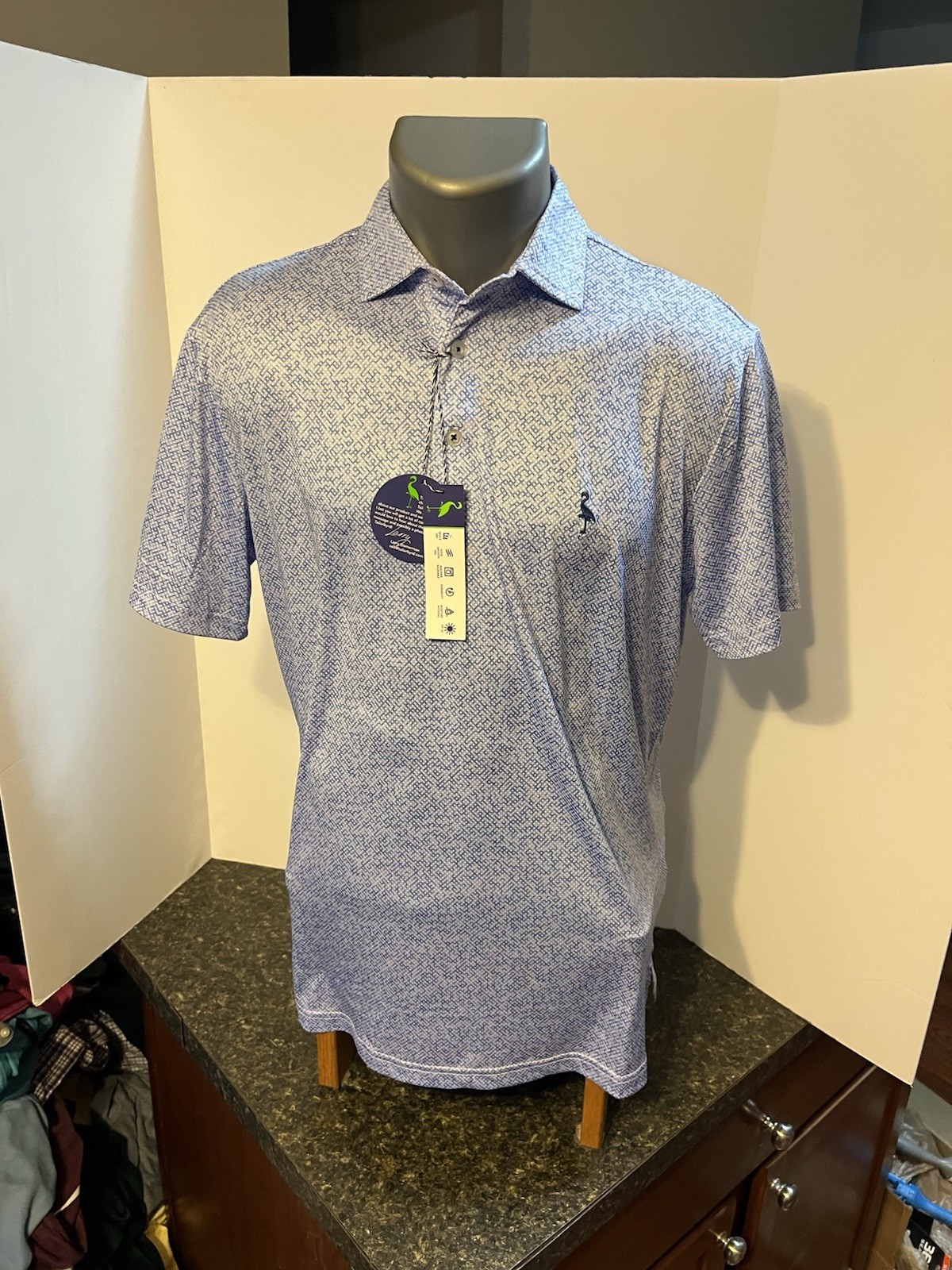 TailorByrd Men’s Polo Shirt Blue Lavender Check Medium – Poly Blend – NWT