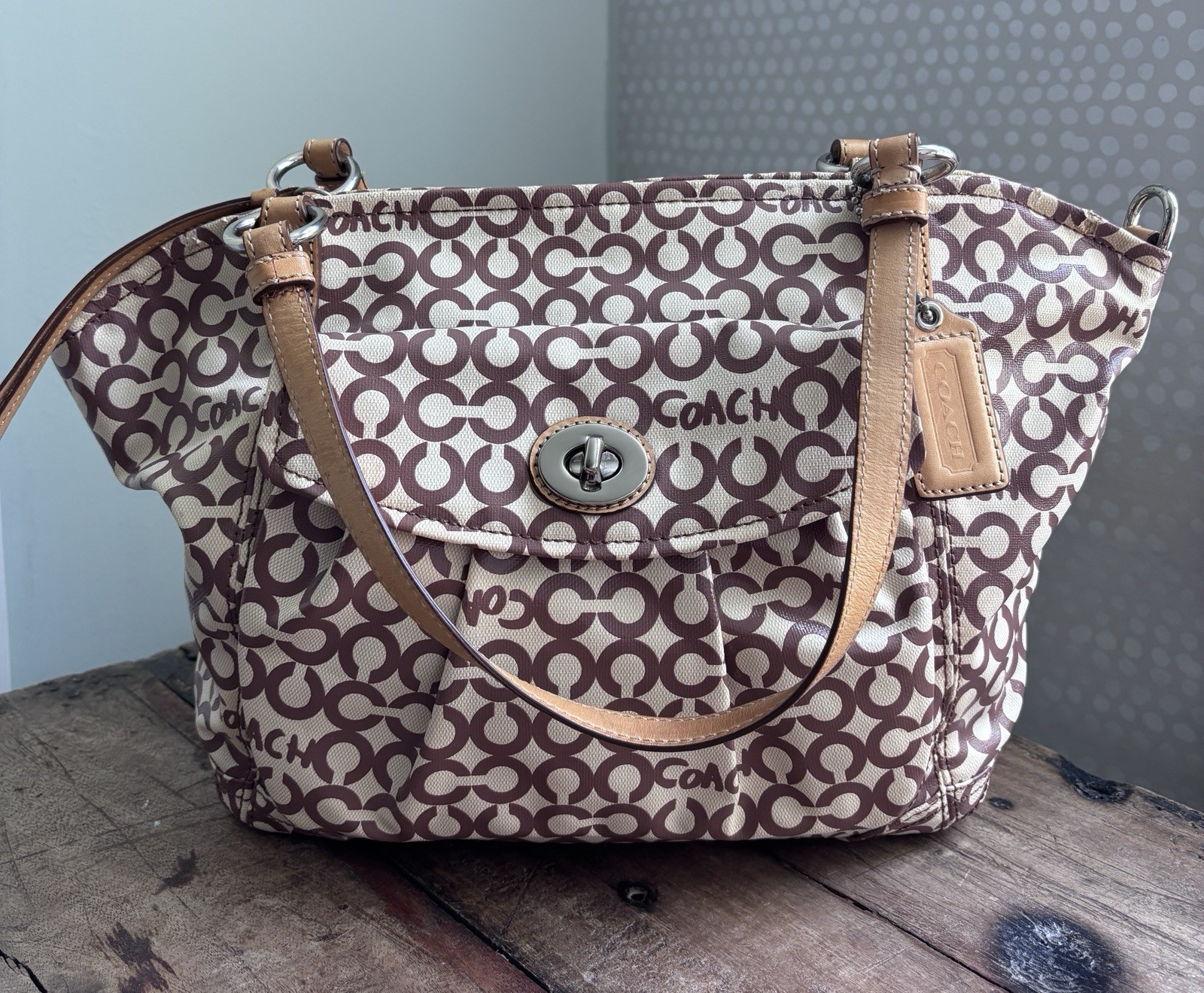 Coach Kiss Lock Op Art Brown & Cream Coated Canvas Large ‘Leah’ Tote J0868