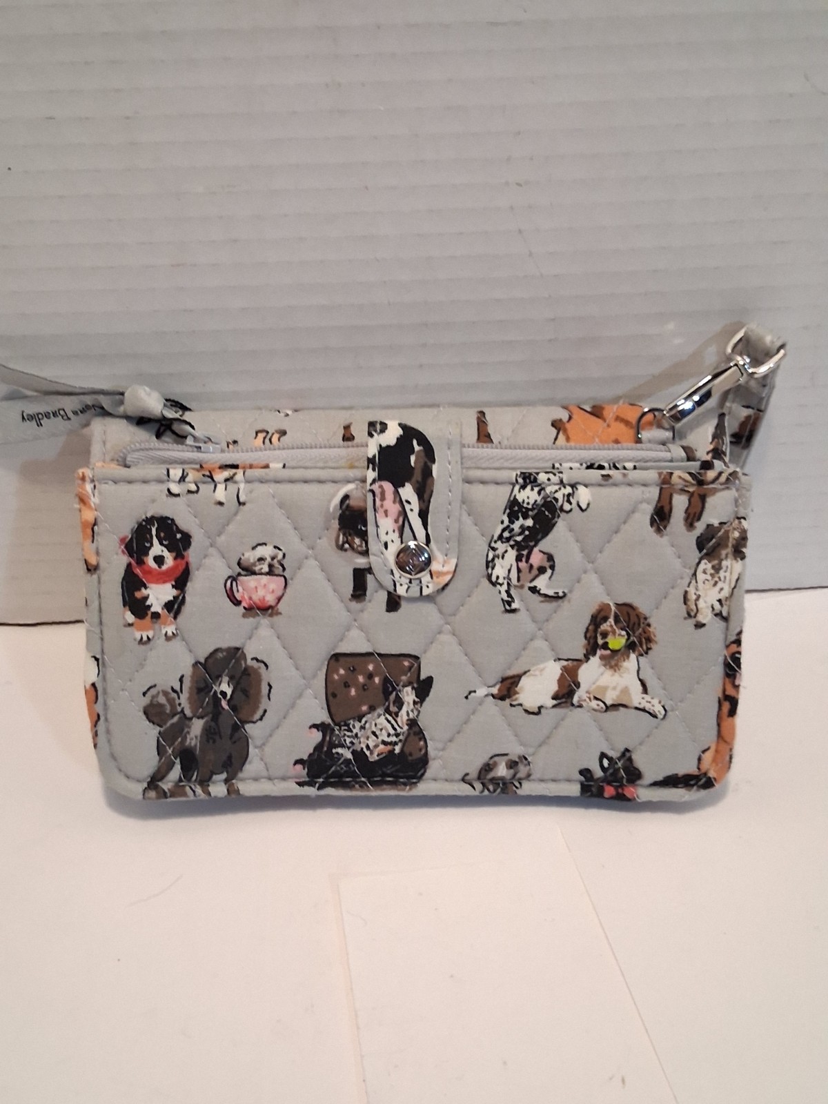 Vera Bradley RFID Smartphone Wristlet Wallet Dog Show Actual Picture Quilted