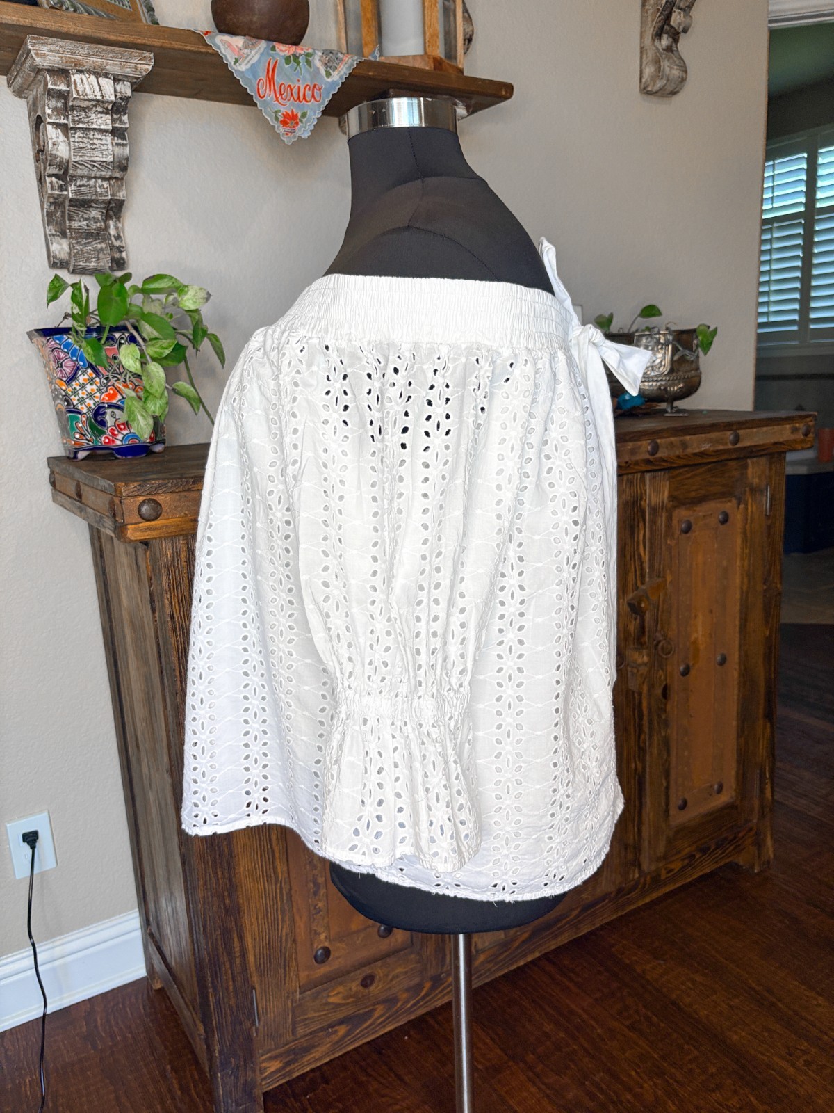 A.N.A Top XXL White Eyelet Off Shoulder Bow Tie Back Beach Vacation Resort
