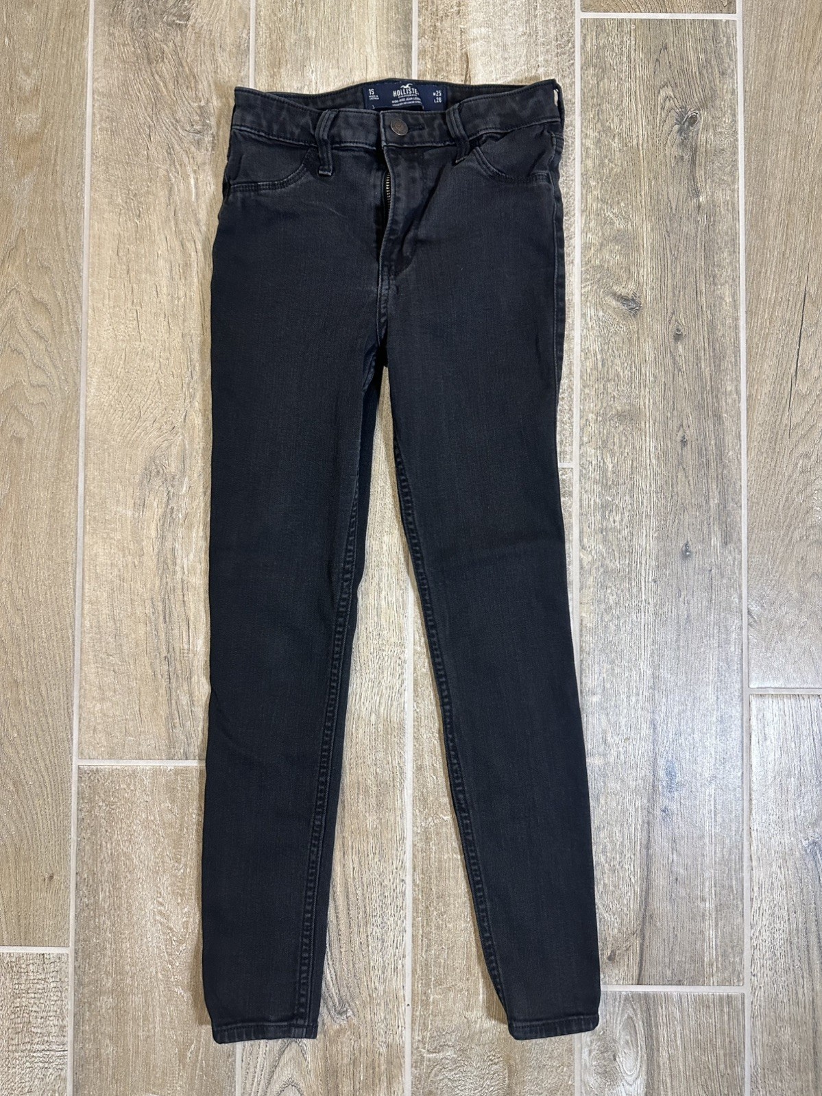 Hollister Women’s High Rise Super Skinny Jeans Black Size 1Short w25 L26 -015-