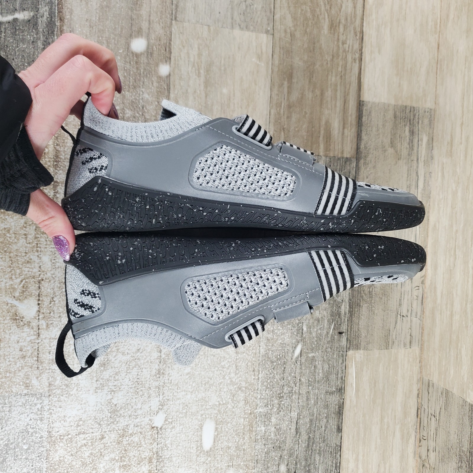 TYR DZ-1 Dropzero Barefoot Trainer Womens Shoes Sz 8.5 Training Silver Sneakers
