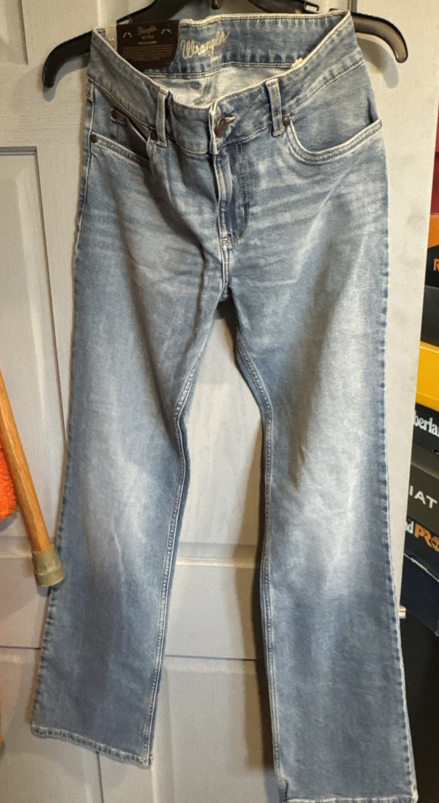 WOMEN’S WRANGLER RETRO® MAE MID RISE BOOTCUT JEAN SIZE 7 X 34