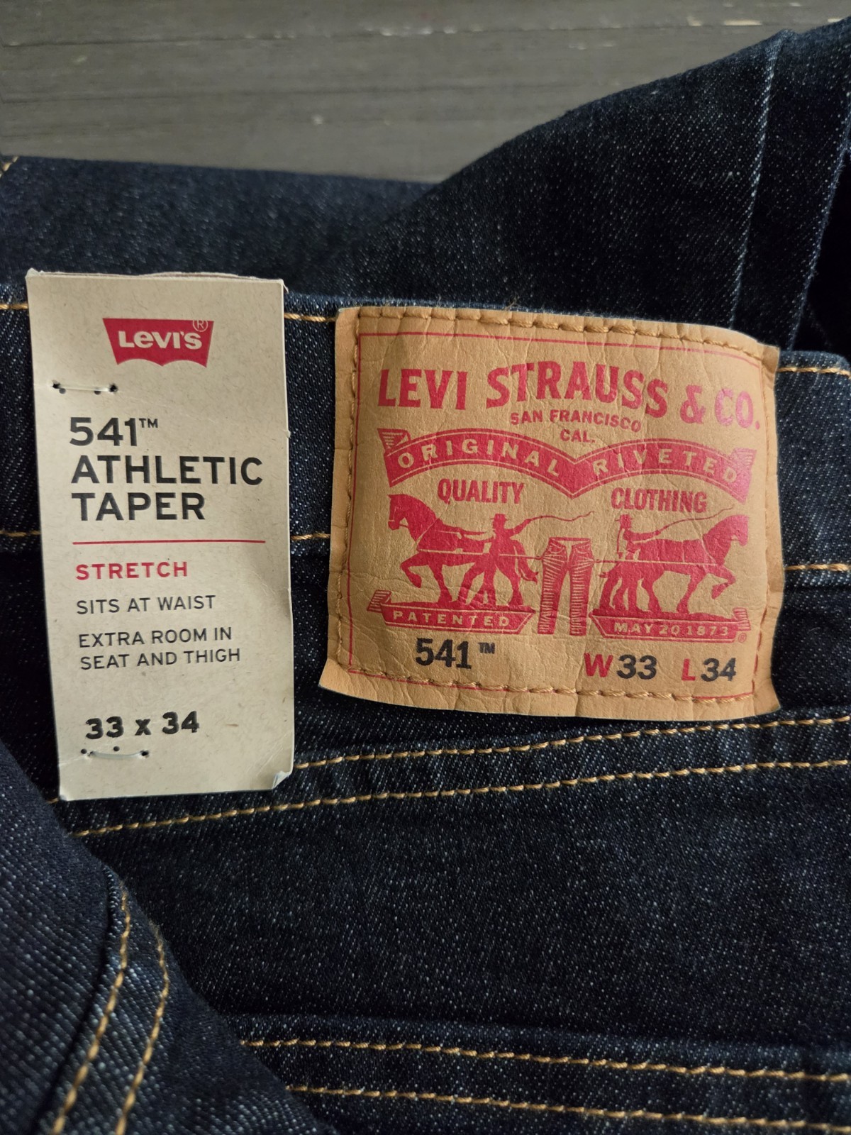 Levi’s Mens 541 Jeans Athletic Fit 33×34 Adv Flex Stretch Dark Wash NWT Free Sh