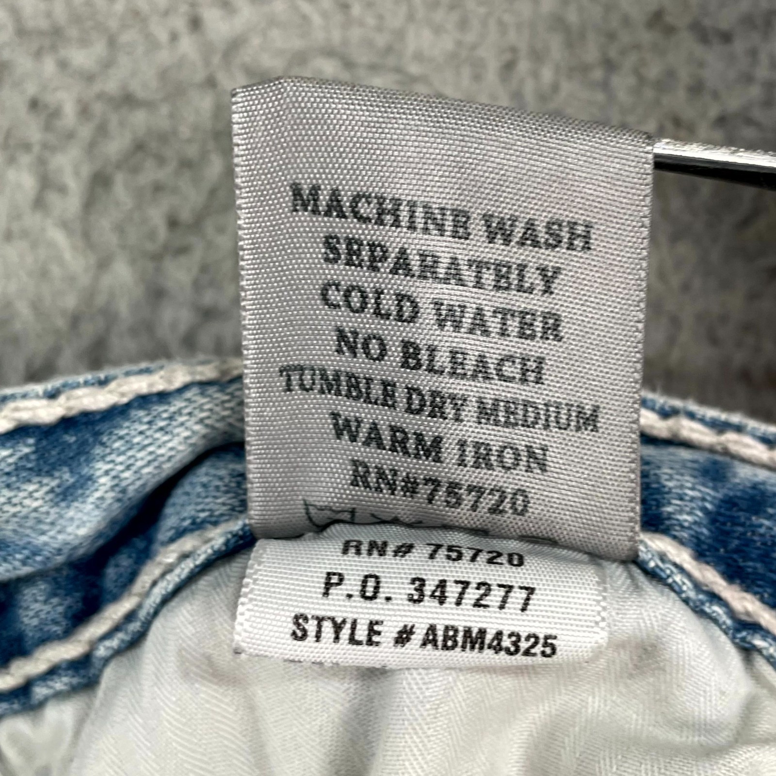 Buckle BKE Tyler Jeans Men 34×30* Light Denim Distressed Skate Grunge Streetwear