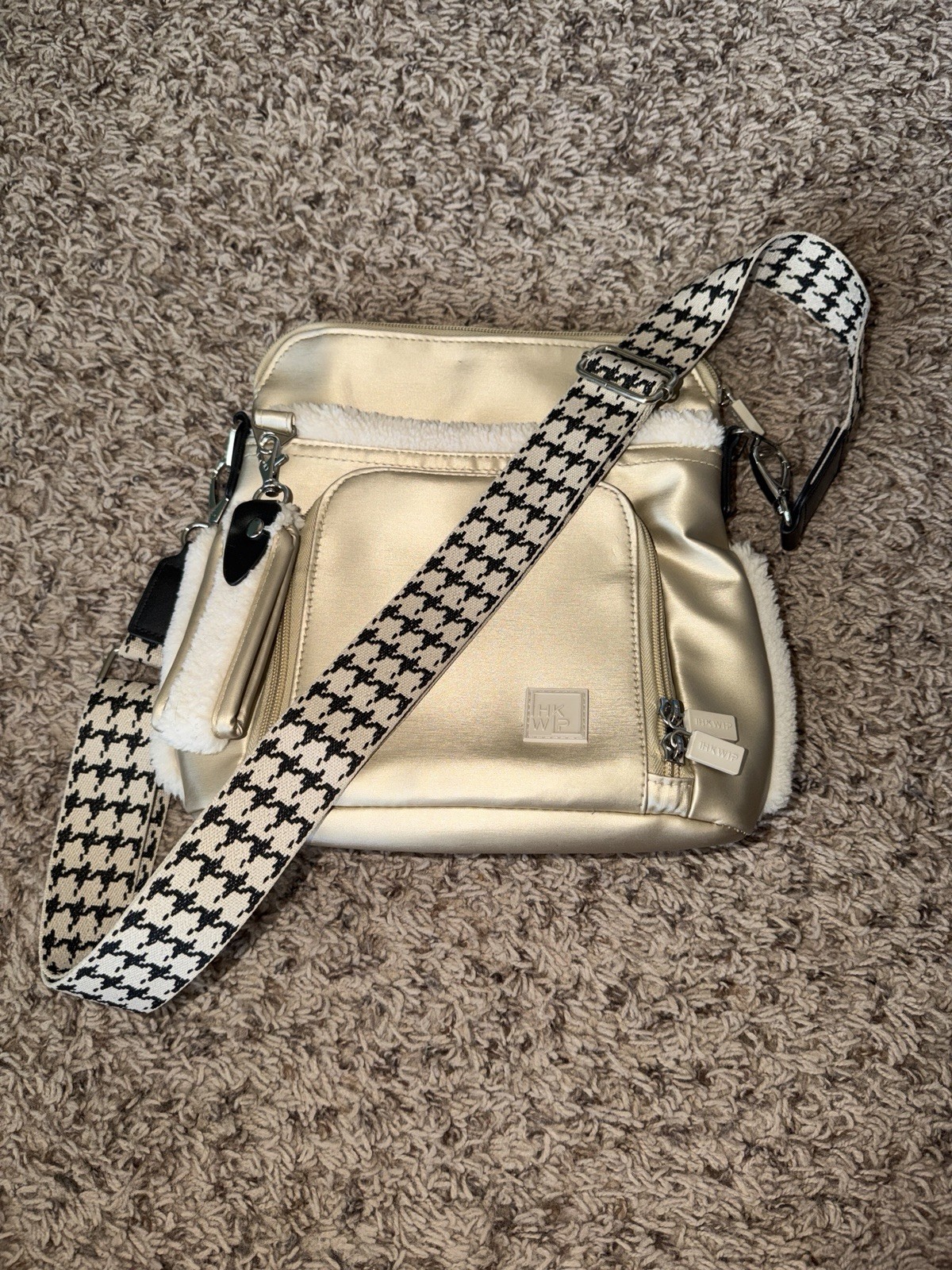 IHKWIP The City Sherpa Crossbody With Houndstooth Strap