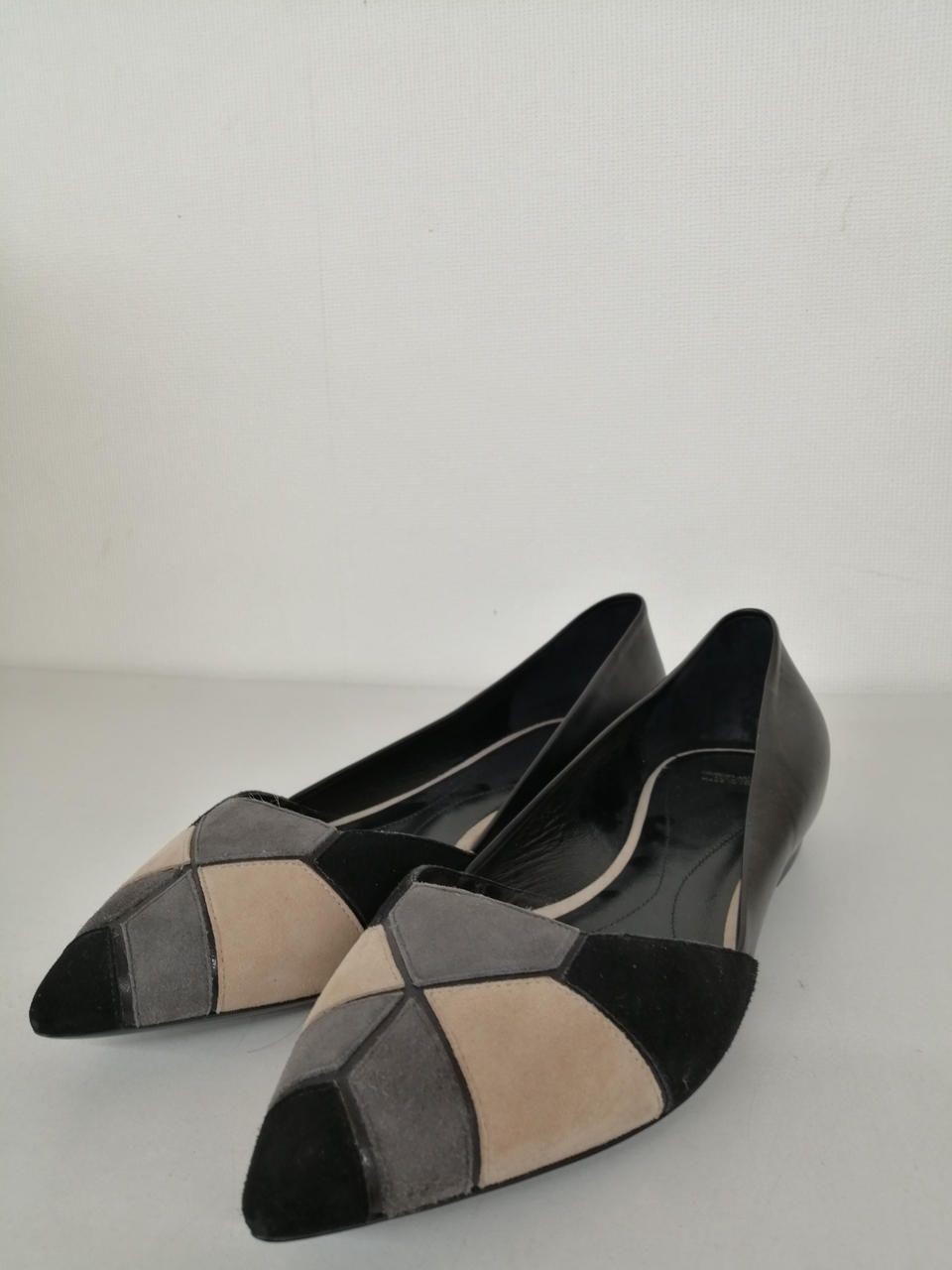 Giorgio Armani Pointed toe PUMPS Black × Gray X Beige Used