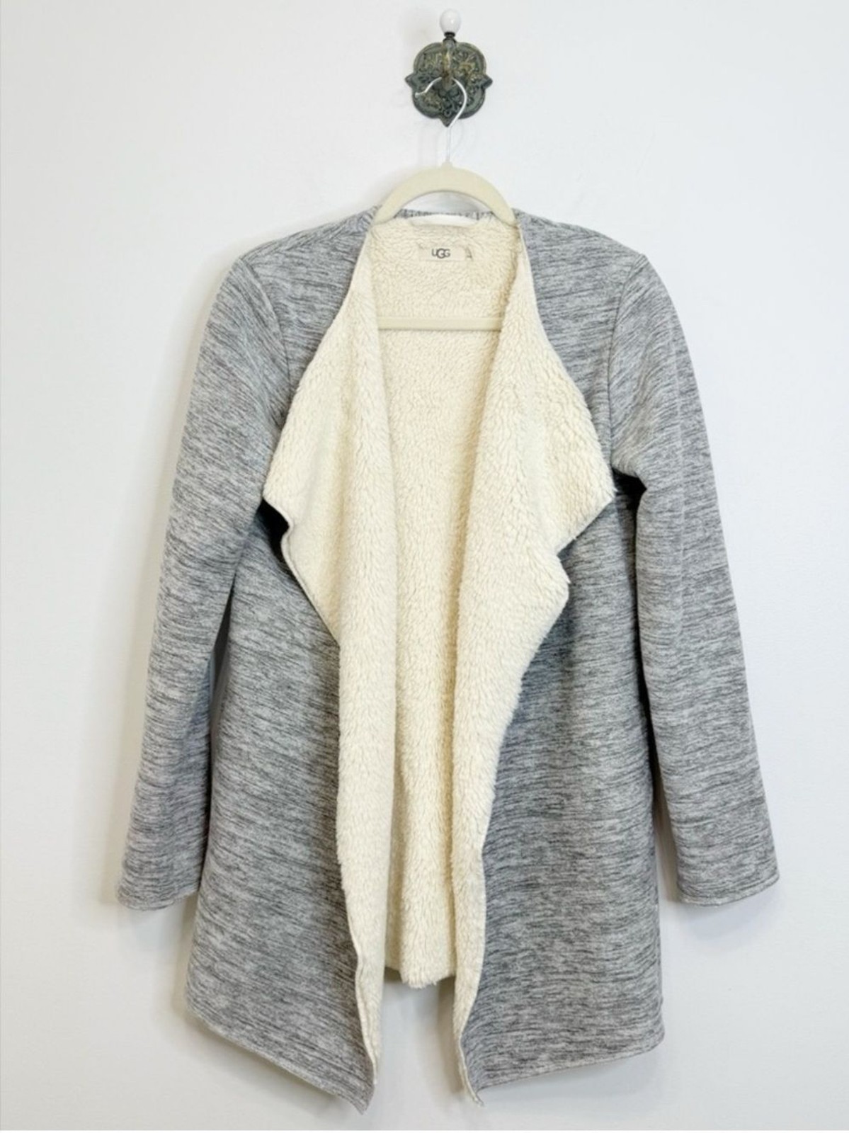 Ugg Abriana Gray Heather Cream Shawl Cardigan Sweater Fleece Lined Women’s Small