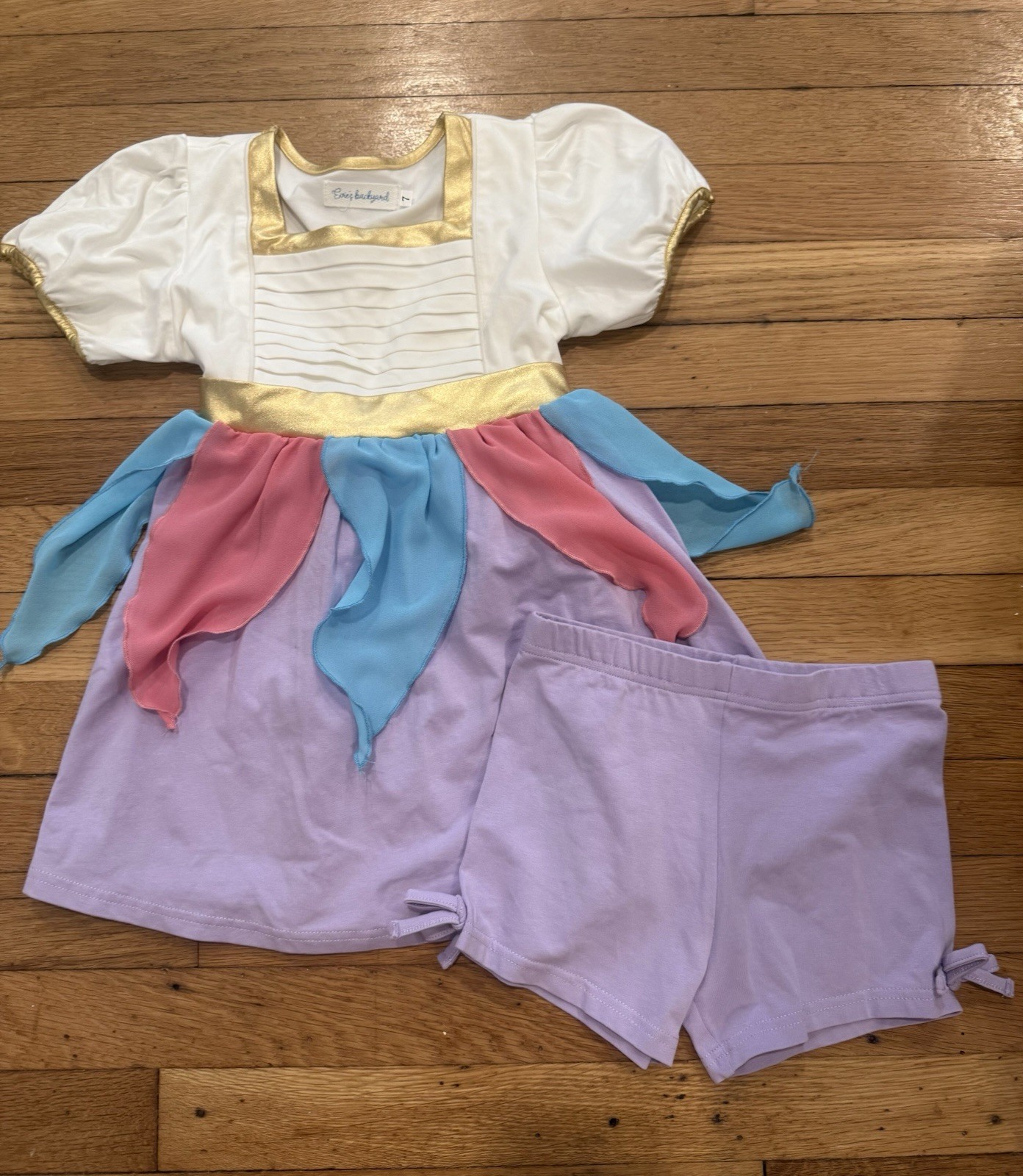 Evie’s backyard Chip inspired dress w/ Shorts Size 7 Polyester Elastic