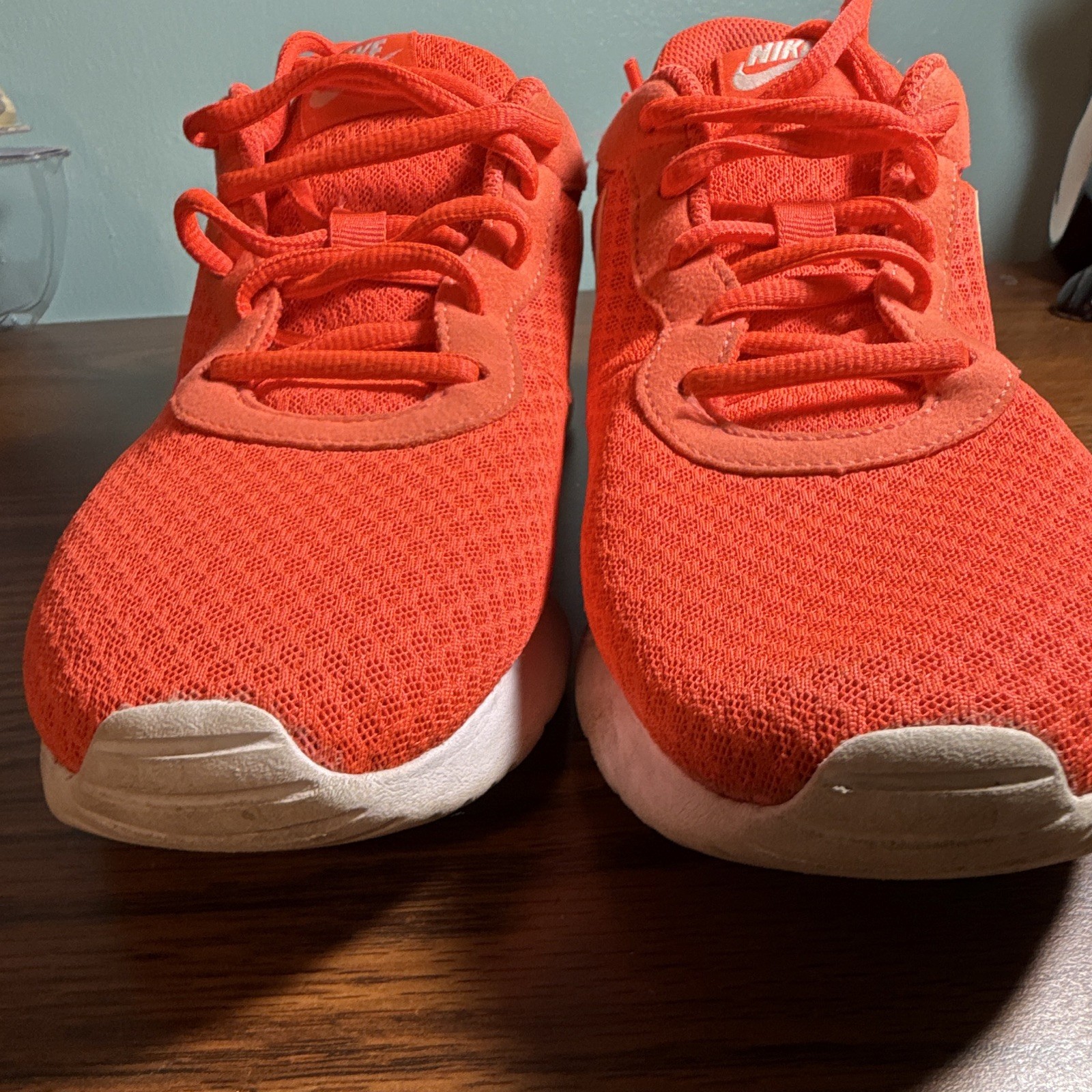 Nike Running Shoes Women’s 9.5 Bright Orange Gently Used Breathable Mesh
