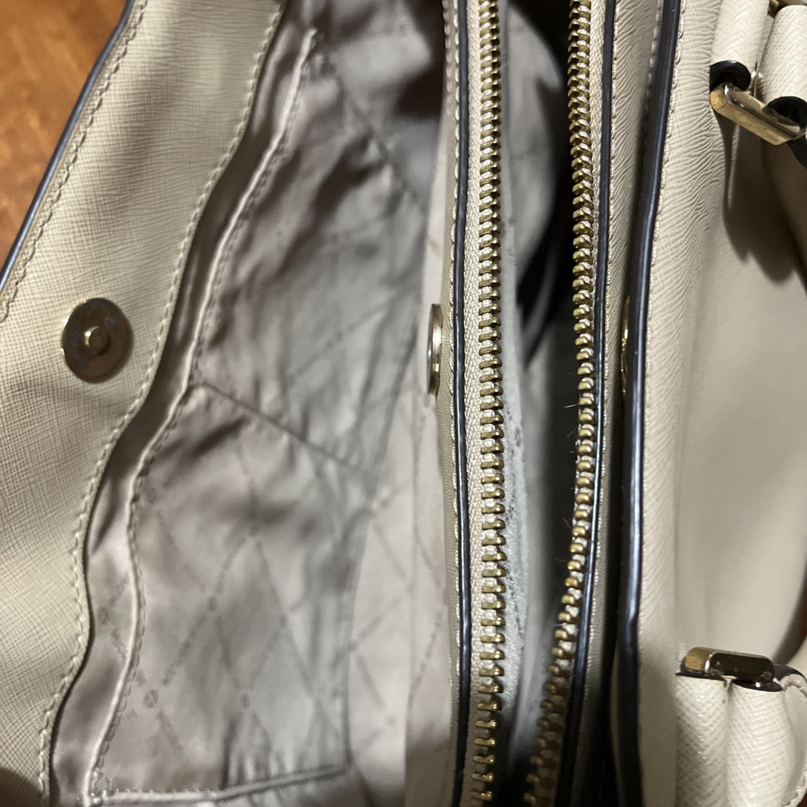 Michael Kors Savannah Medium Saffiano Taupe Satchel Leather Handbag*READ