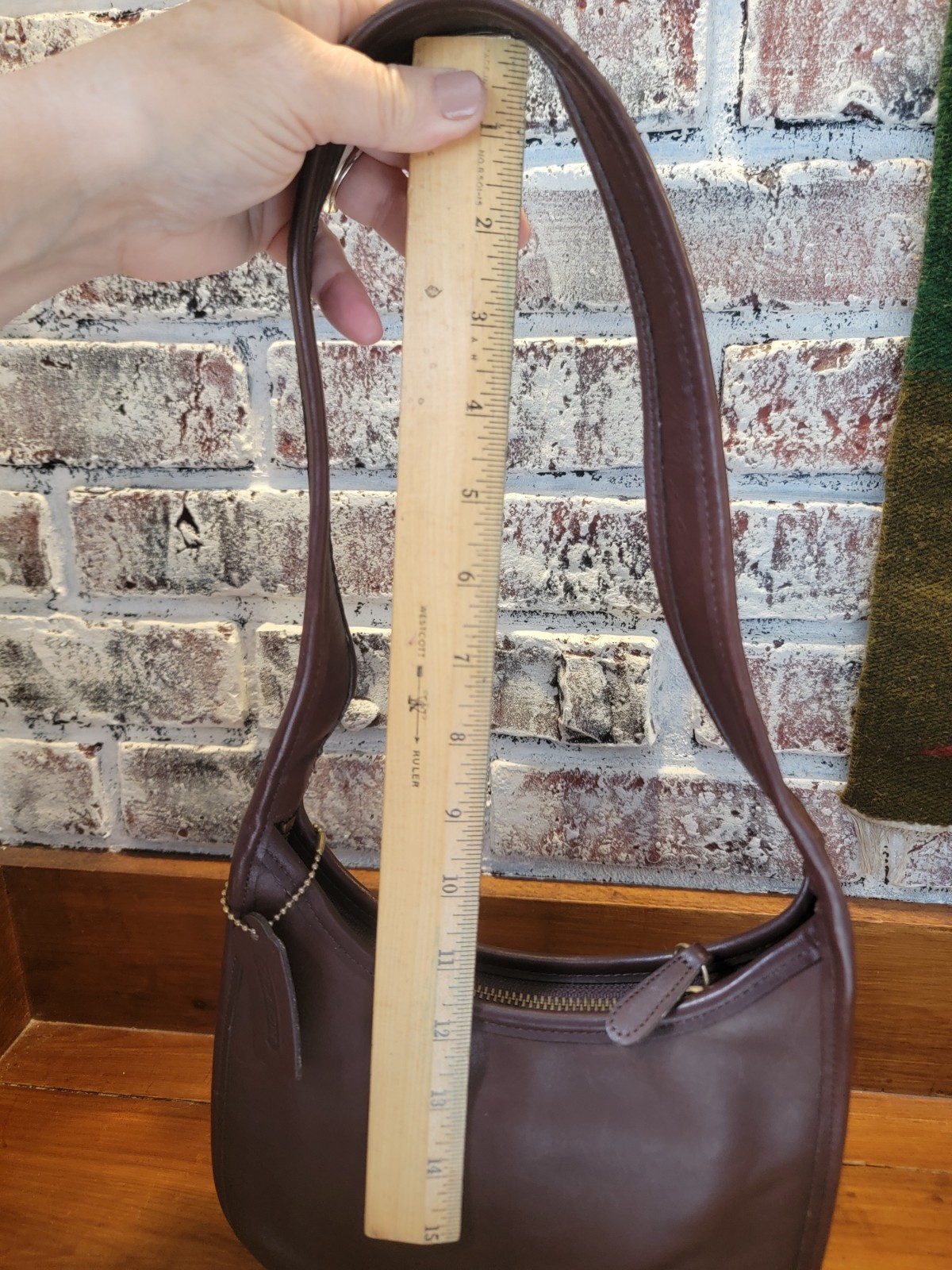 Vintage COACH Leather ERGO 9020 Mahogany Brown Mini Zip Hobo/Shoulder Bag USA