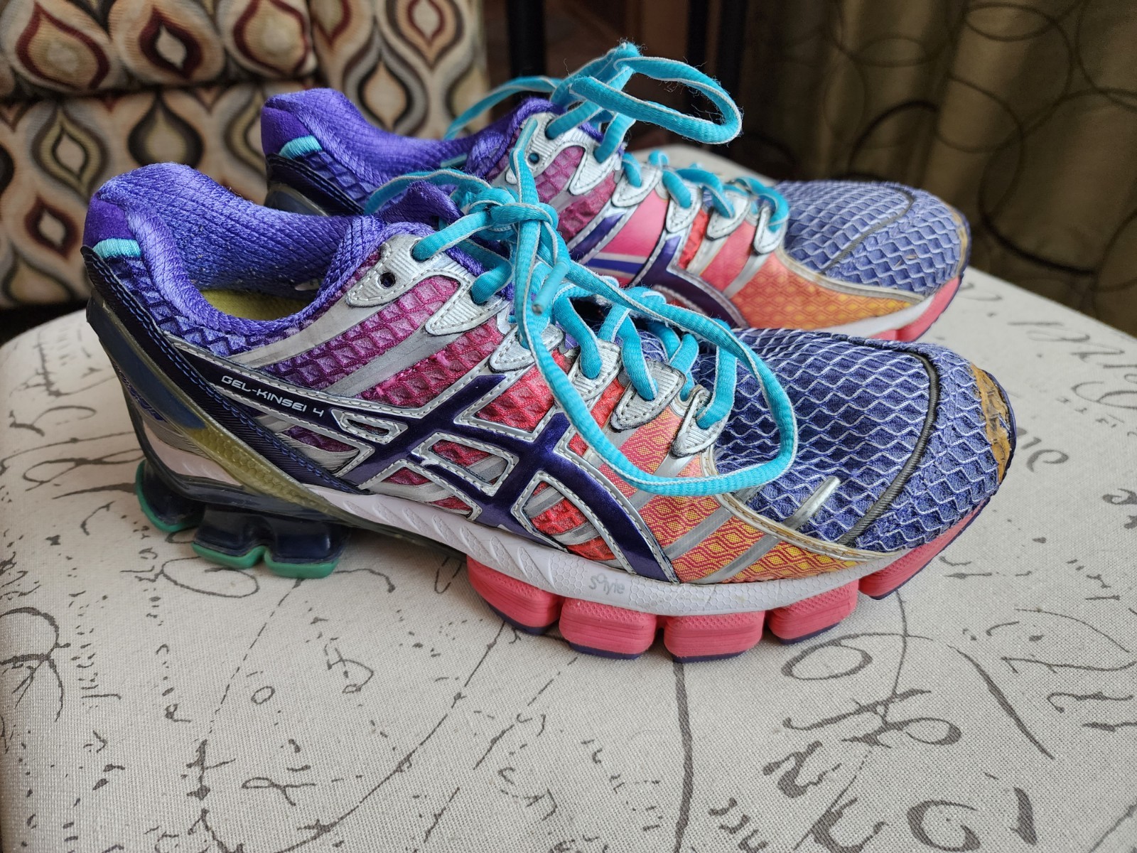 asics Gel-Kinsei 4 Women’s US size 6.5