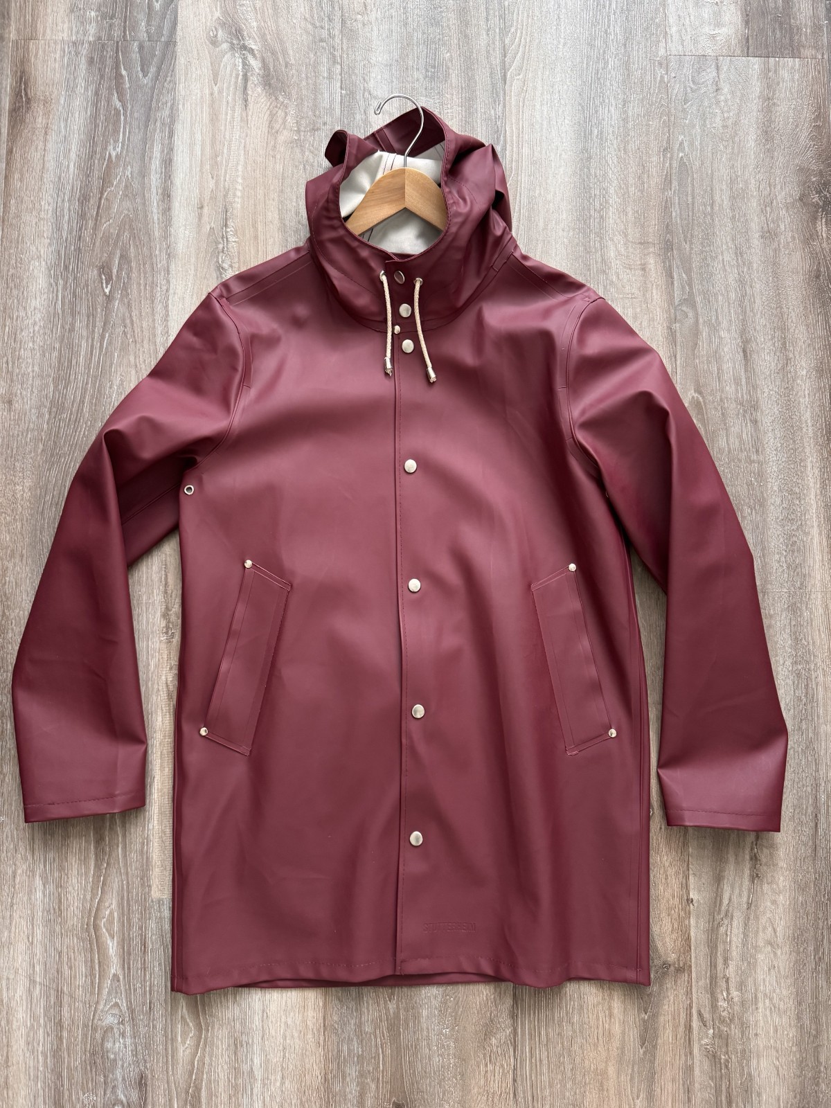 Stutterheim Stockholm Size Small Burgundy Dark Red Rain Jacket
