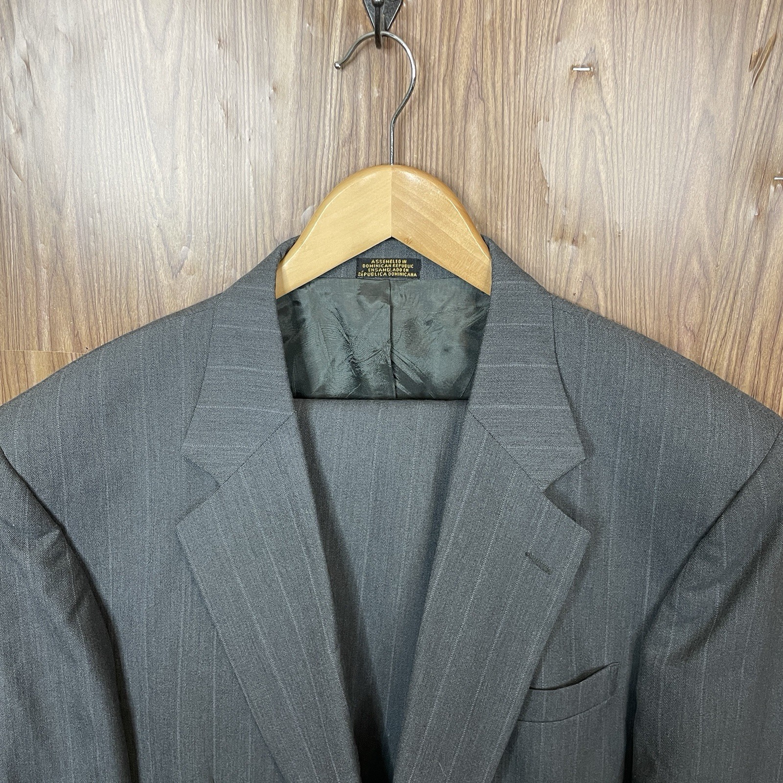 Towncraft 2 Piece Suit Mens 46R 40×29 Gray Striped Polyester Worsted Wool Pants