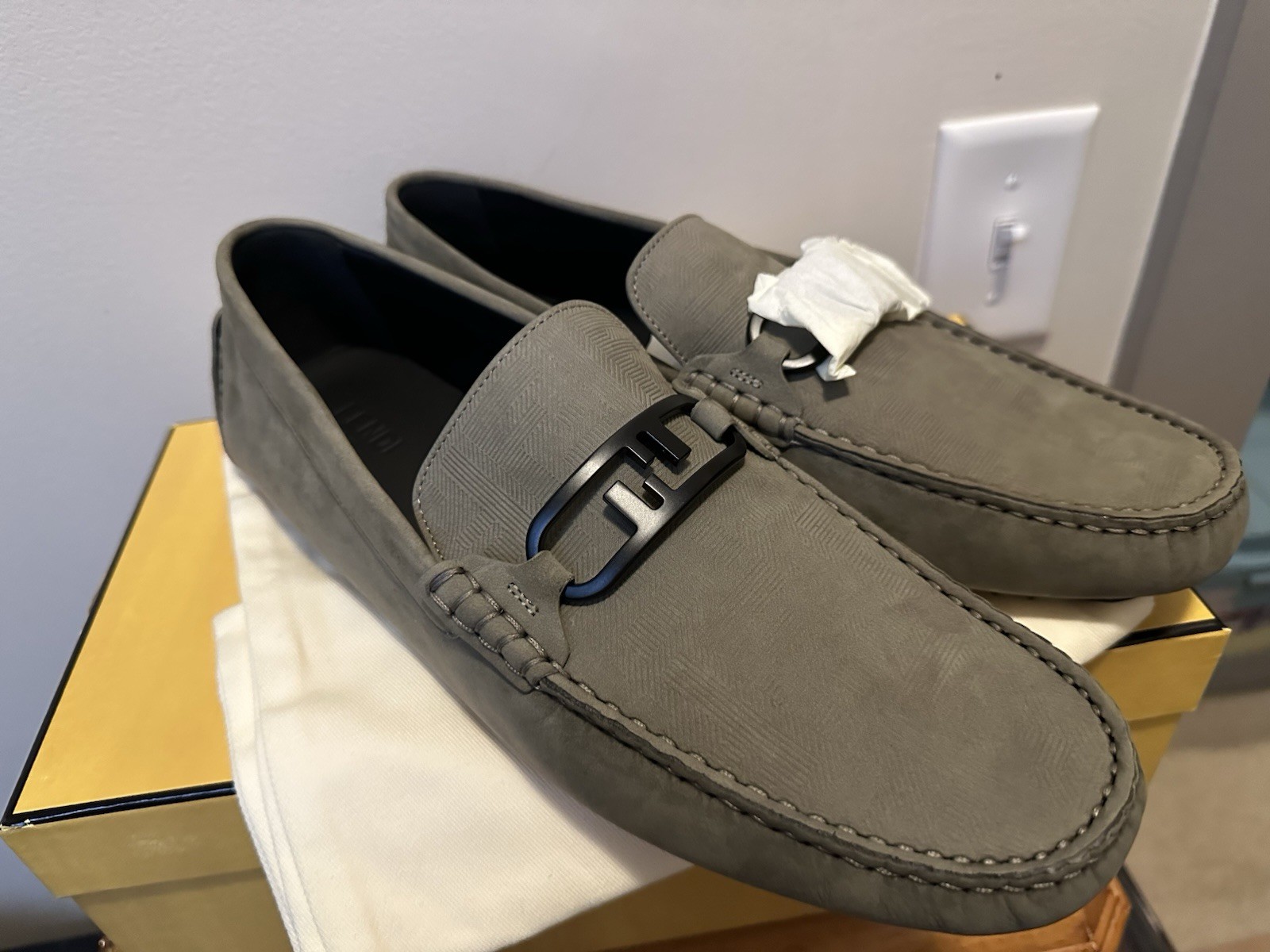 Fendi FF Logo O’Lock Suede Drivers Shoes QUARTZ 12 US/11 UK New $770
