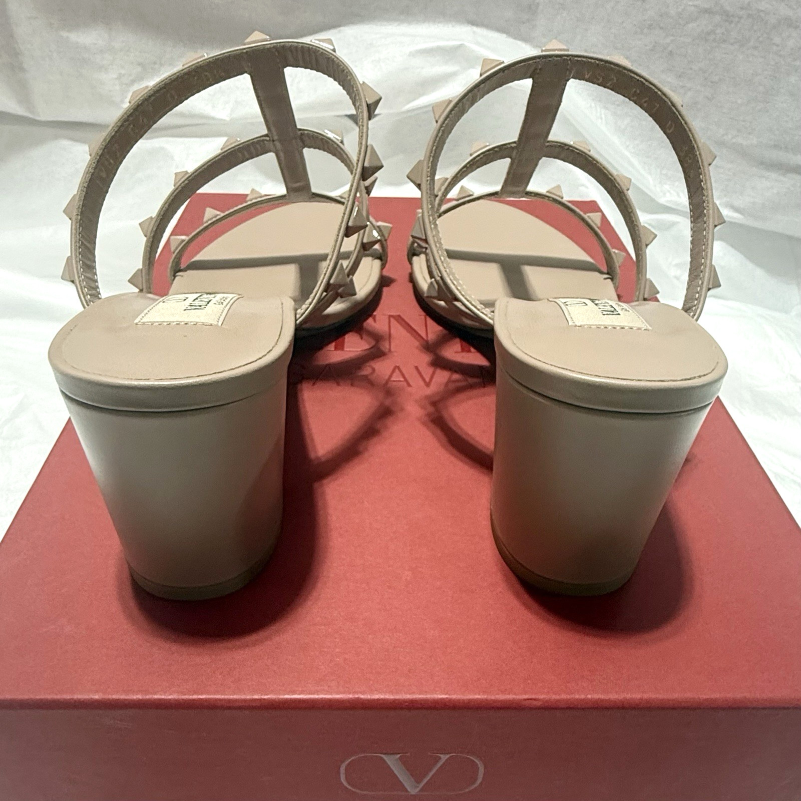 Valentino Garavani Rockstud Slide Sandals Block Heel Leather Nude US 8.5 EU 38.5