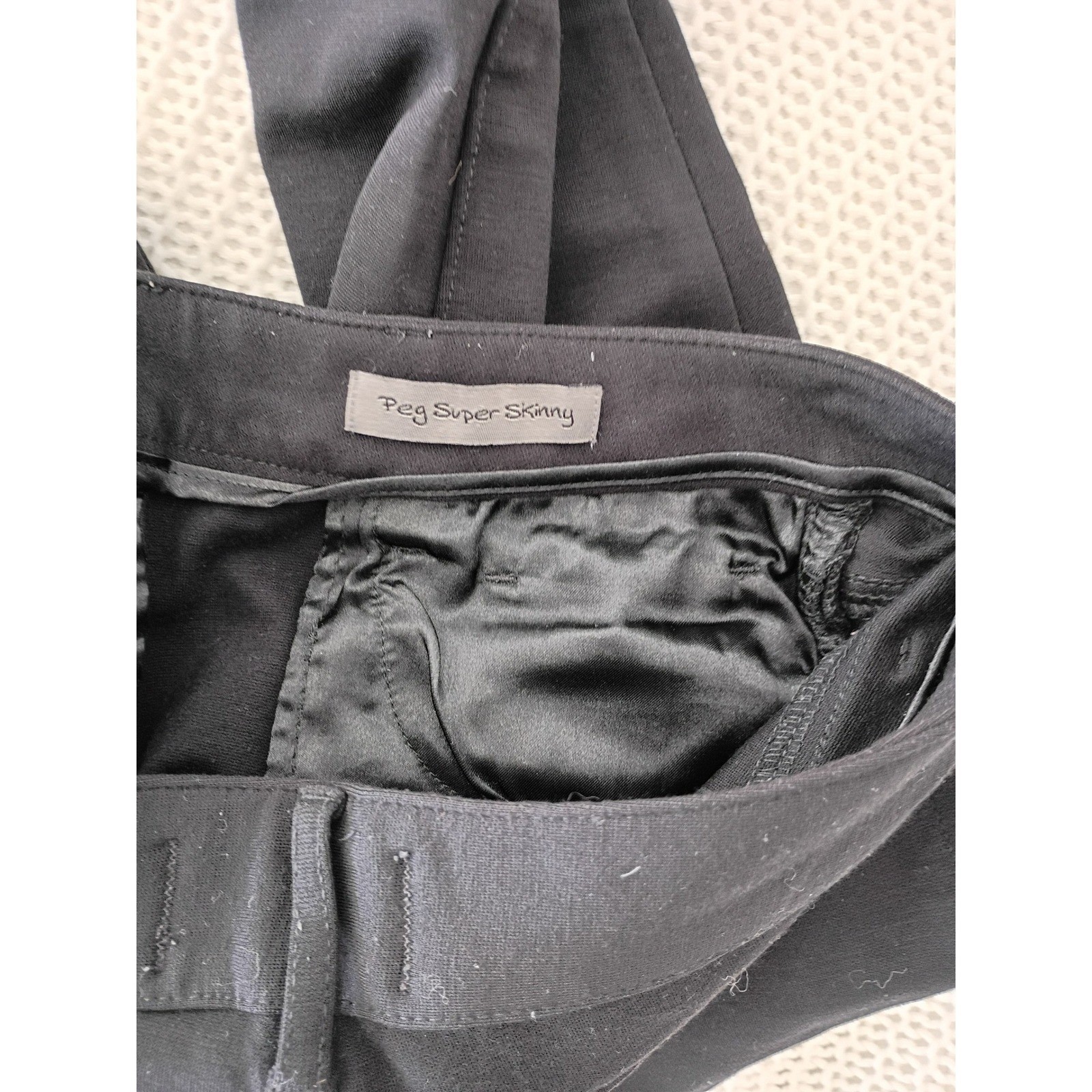 PAIGE Peg Super Skinny Black Jegging Style Pants Womens 27