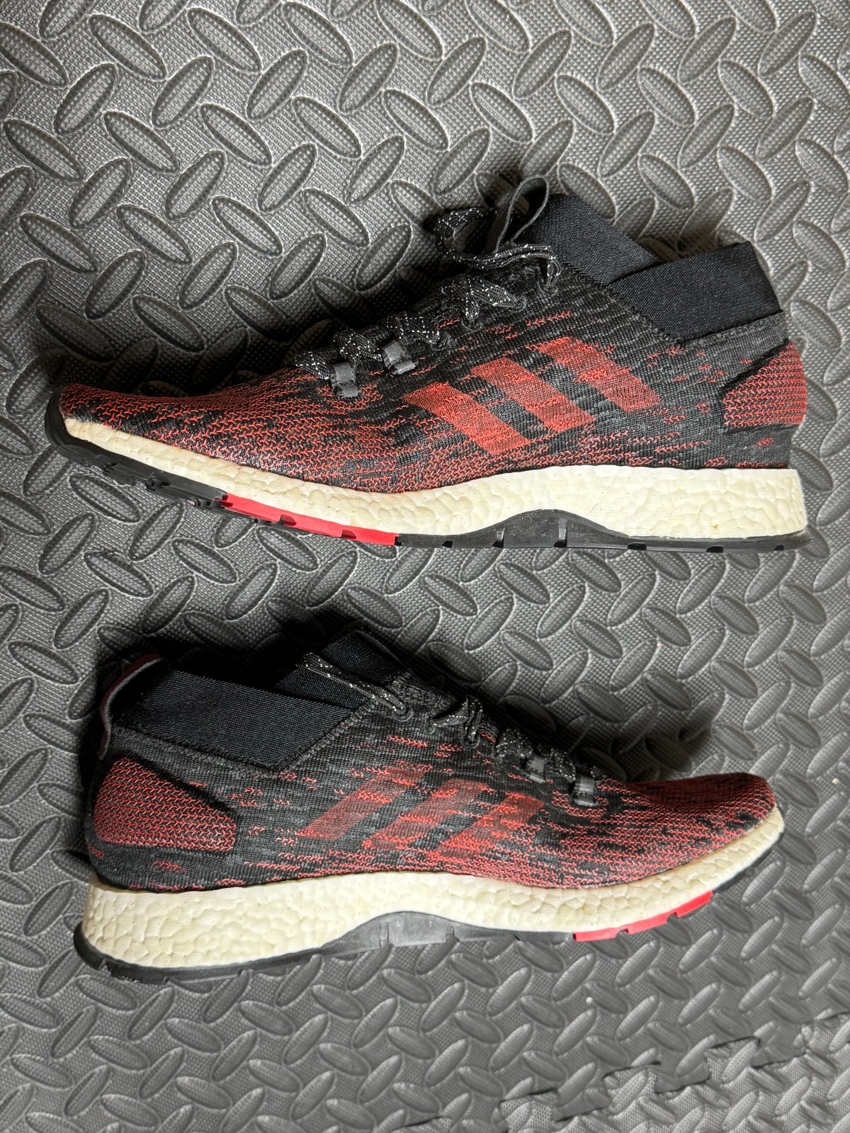 Adidas PureBoost RBL Black Scarlet Size 11 Running Shoes – FREE SHIPPING