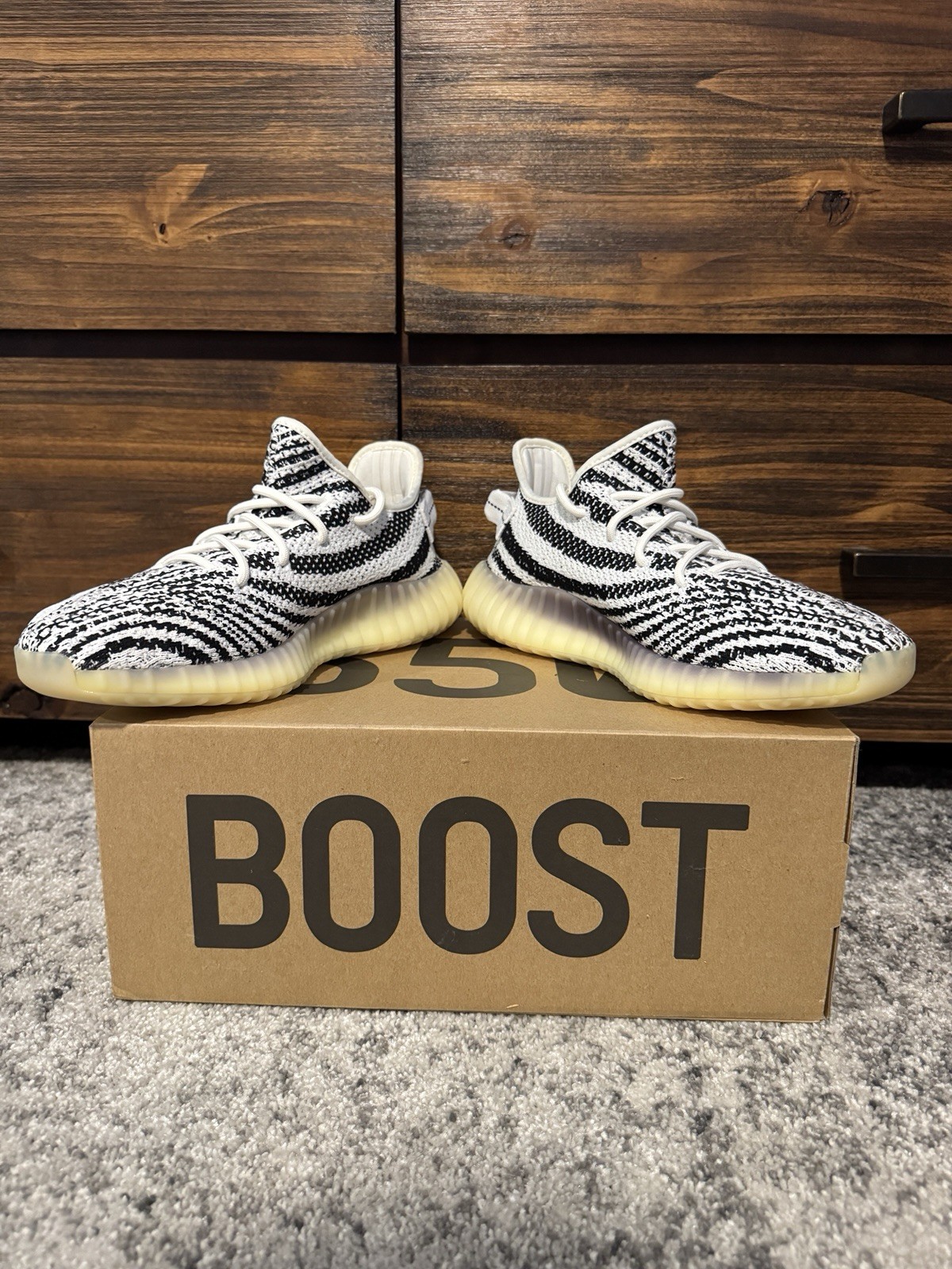 Adidas Yeezy Boost 350 V2 Zebra Men’s Size 8.5