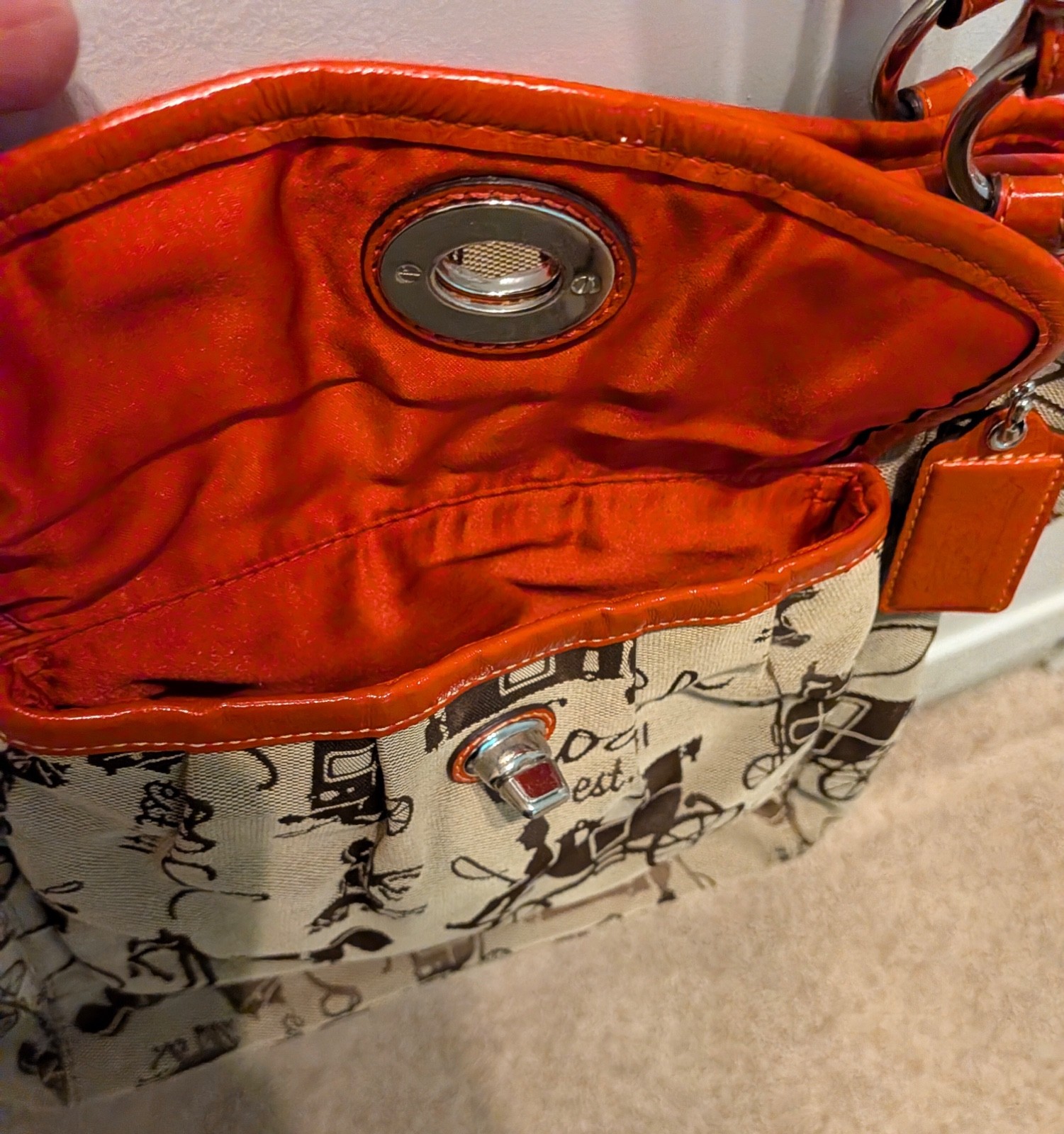 Coach Large Horse & Carriage Red Shoulder Handbag Leah L0926-F14665