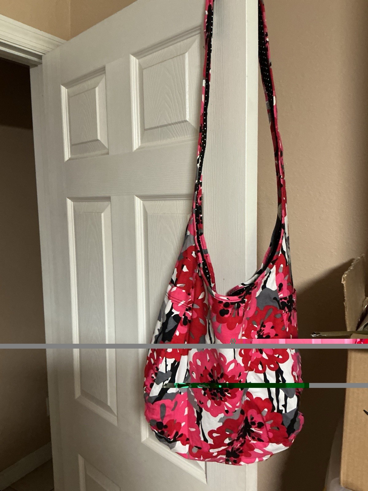 Thirty-One Reversible Bold Bloom Floral Shoulder crossbody HOBO bag