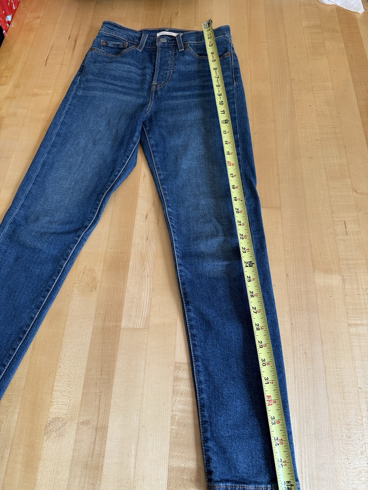 Levi’s Wedgie Skinny Raw Cut Hem Jeans in Wedgie From The Block Size 25