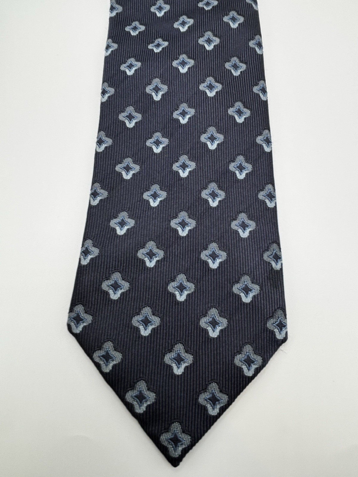 Brioni Handmade Italy Silk Navy Foulard Geometric Luxury Tie 60×3.25