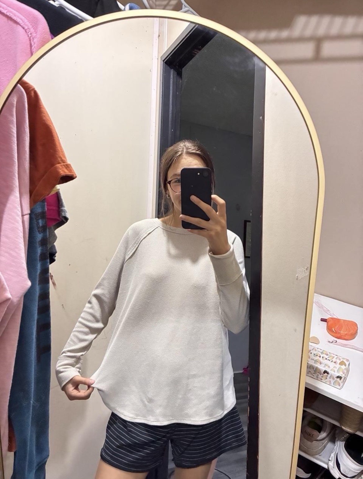 Zenana Women’s M Beige Solid Waffle Knit Crew Neck Long Sleeve Pullover Top