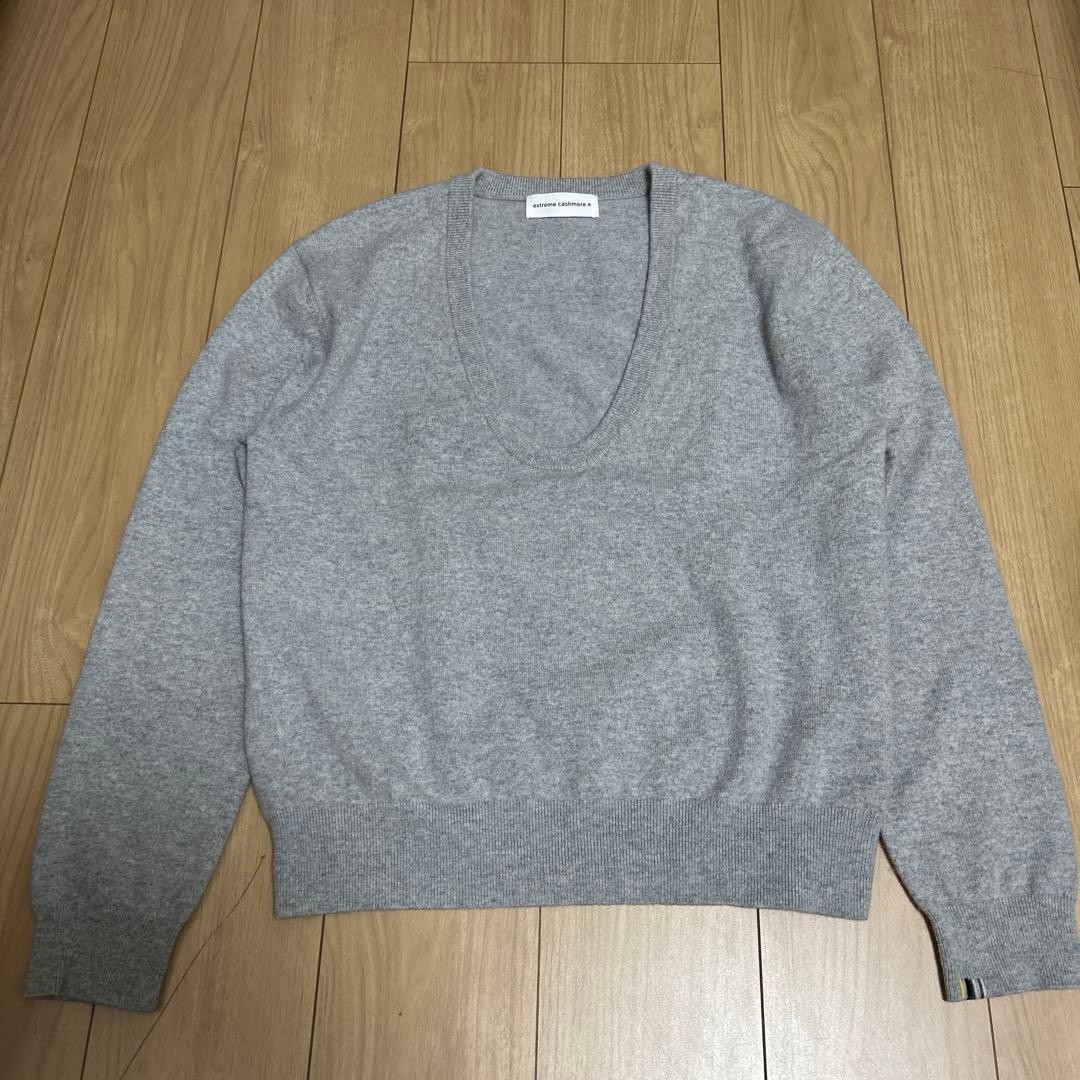 Extreme Cashmere Jacob Deep U Neck Sweater Gray Free Size Knit