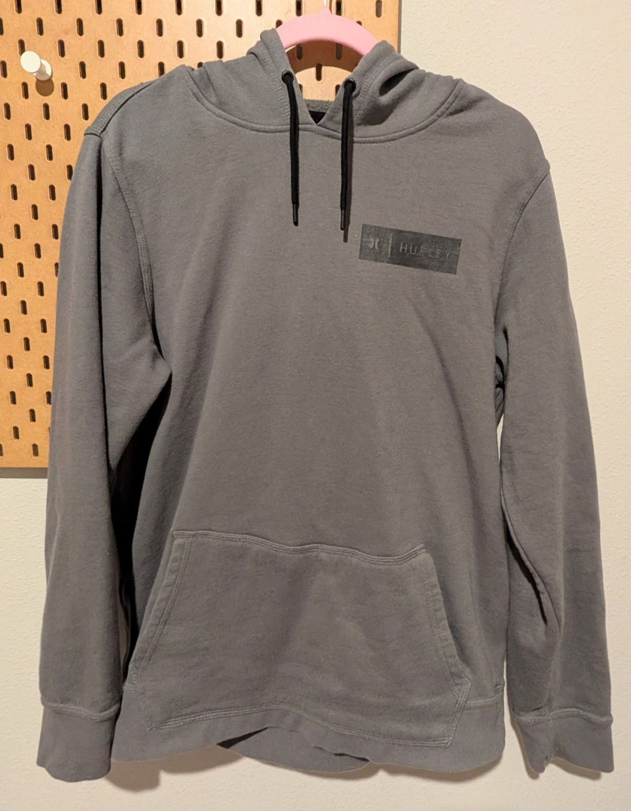 Hurley Men’s Charcoal Gray Hoodie | Size L