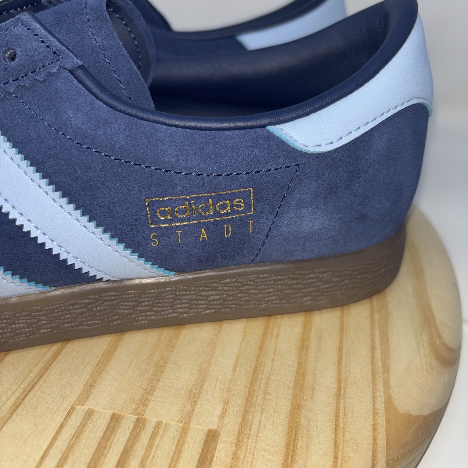 New! Adidas Stadt Night Indigo Navy Gum Originals Men’s US Sz 12