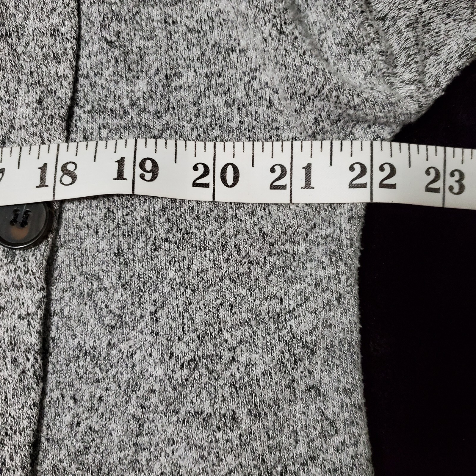 89 & Madison Gray Knit Pullover Sweater Cowl Neck Long Sleeve Sz M Button Accent