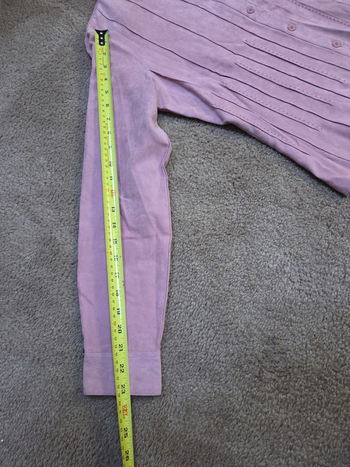 Lemon Grass Pink Solid Suede Collared Button Front Long Sleeve Shirt S