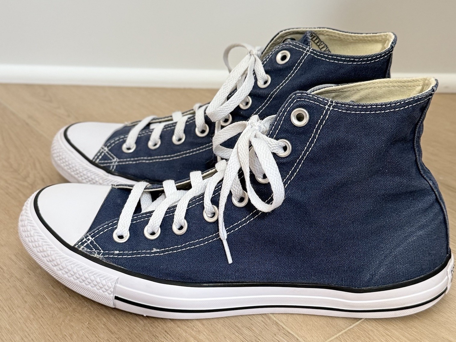 Converse Chuck Taylor All Star High Top Mens 10 Womens 12 Blue Sneakers