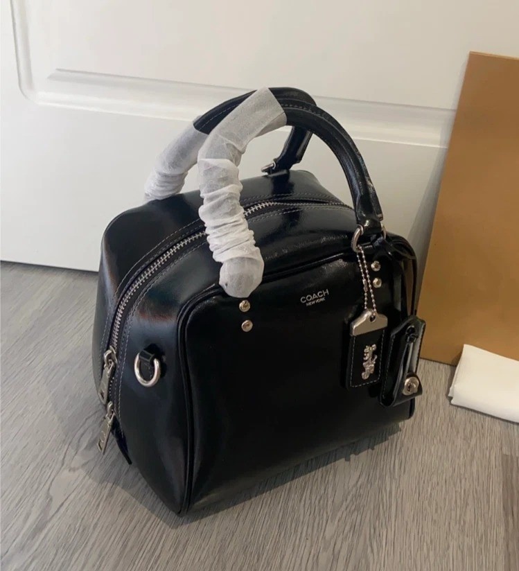 COACH Cube Rogue Bag 20 Shoulder Bag Black CBH04 Outlet NEW leather