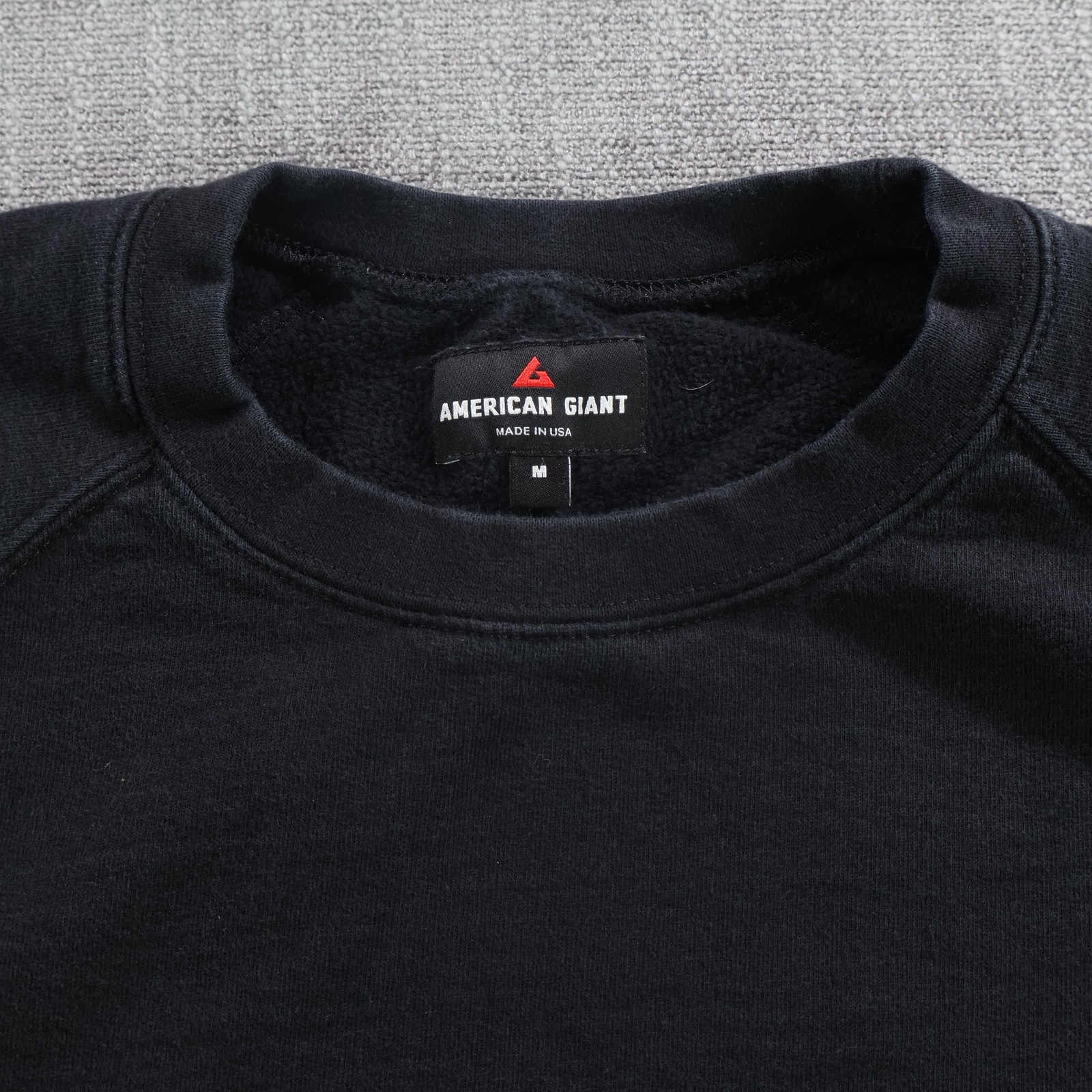 American Giant Sweatshirt Mens Medium Black Crewneck Pullover Made In USA Logo