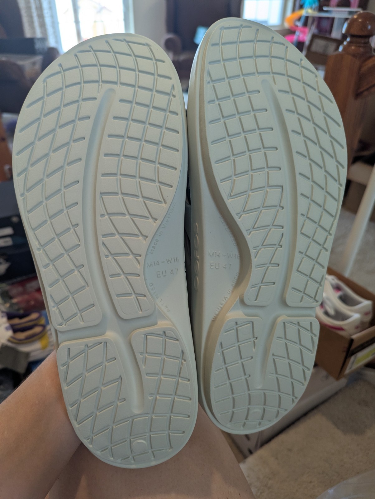 Oofos M14/W16 Cosmic Gray Slide Sandal