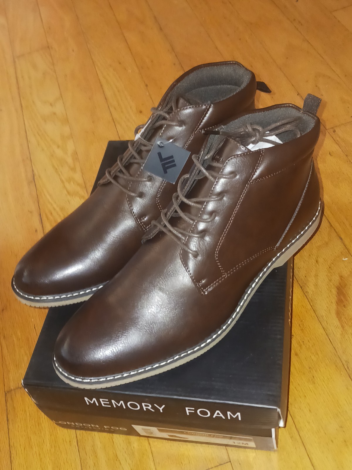 London Fog Tyler Chukka Brown size 12 casual shoes Memory Foam New In Box