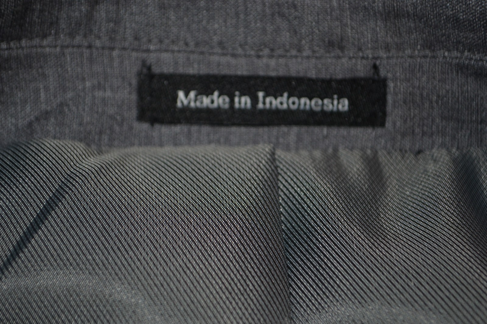 Pronto Uomo Men Gray Polyester Blend 2 Button 3pcs Suit Sz 42R Wst 38×28