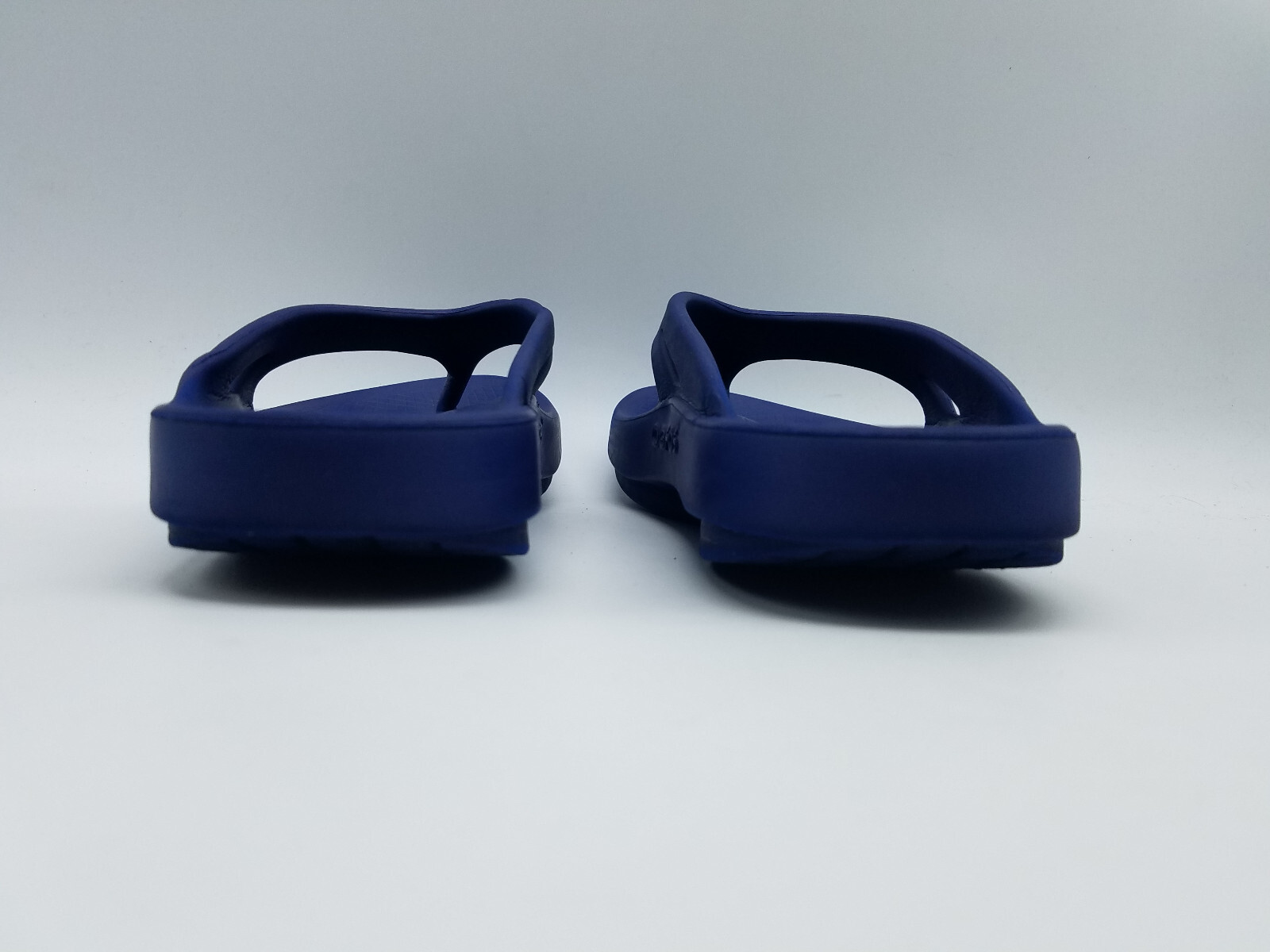 Oofos Oolala Women’s Size 9 Recovery Flip Flop Thong Sandals Blue