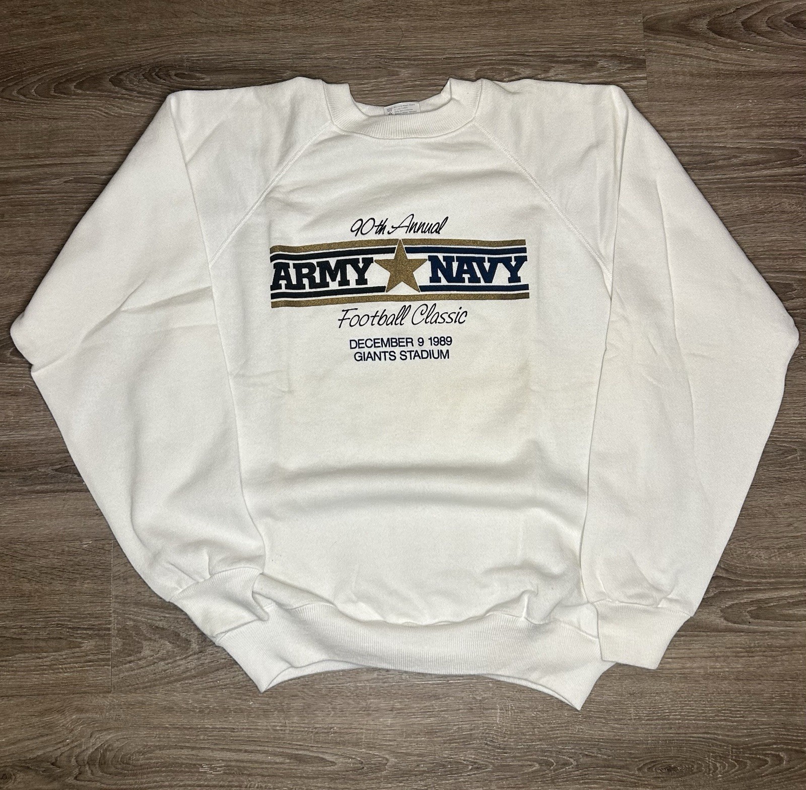 VTG 90th Annual Army vs Navy Football Classic Crewneck Sweatshirt Large Made USA