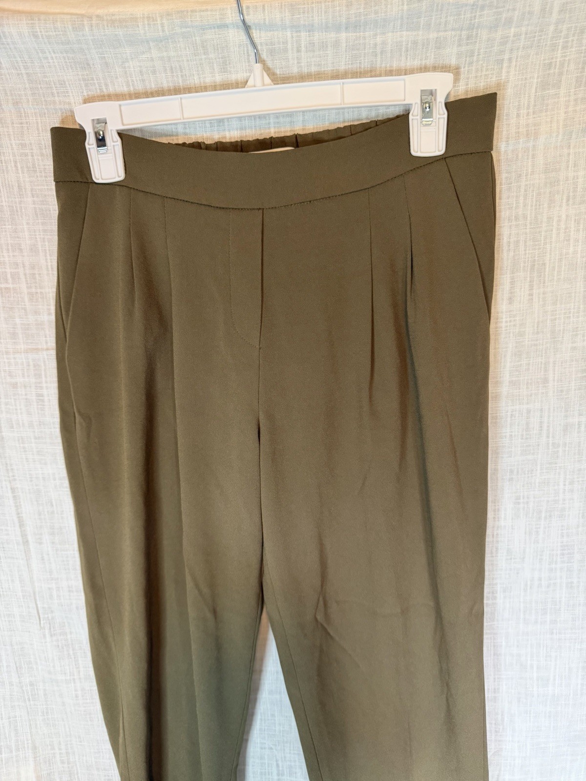 Aritzia Babaton Cohen Pleated Ankle Pants Dark Olive Green Crepe Size 4