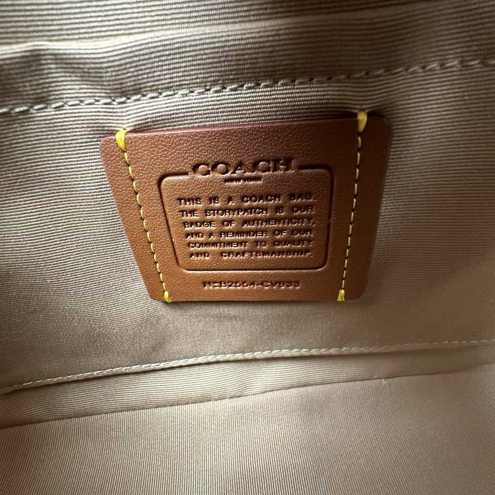 Coach Teri Shoulder Bag In Signature Canvas In Gold/White/Chalk CV933 NWT