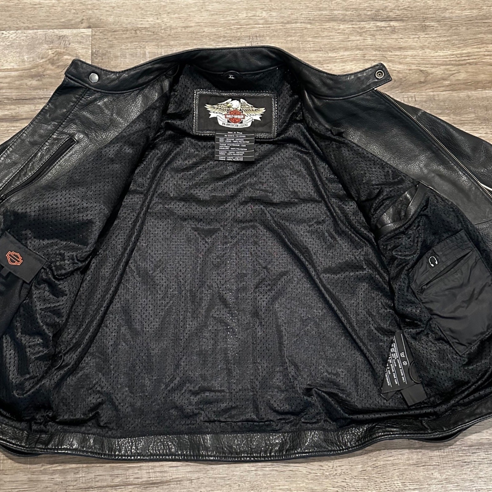 Harley-Davidson Men Genuine Leather Perforated Motorcycle Riding Jacket Black