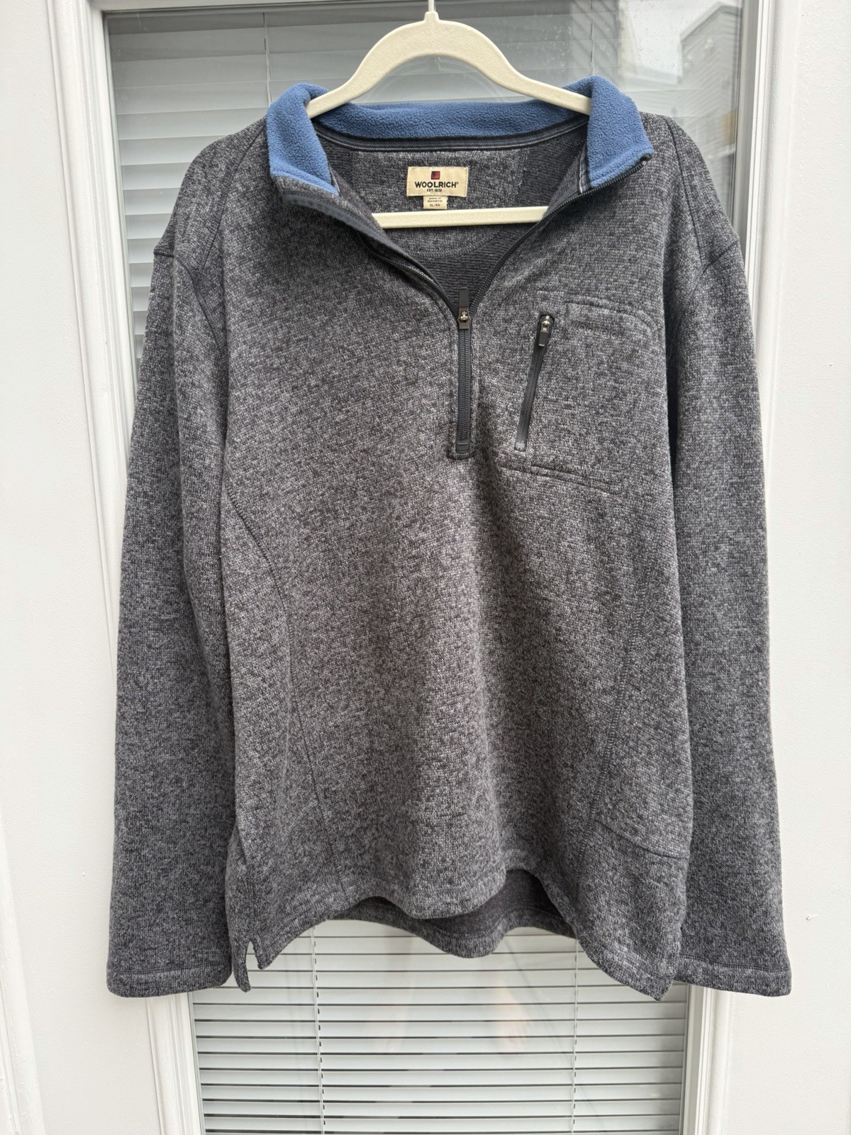 Woolrich Mens XL Quarter Zip Fleece Pullover Gray Sweater Knit Chest Pocket