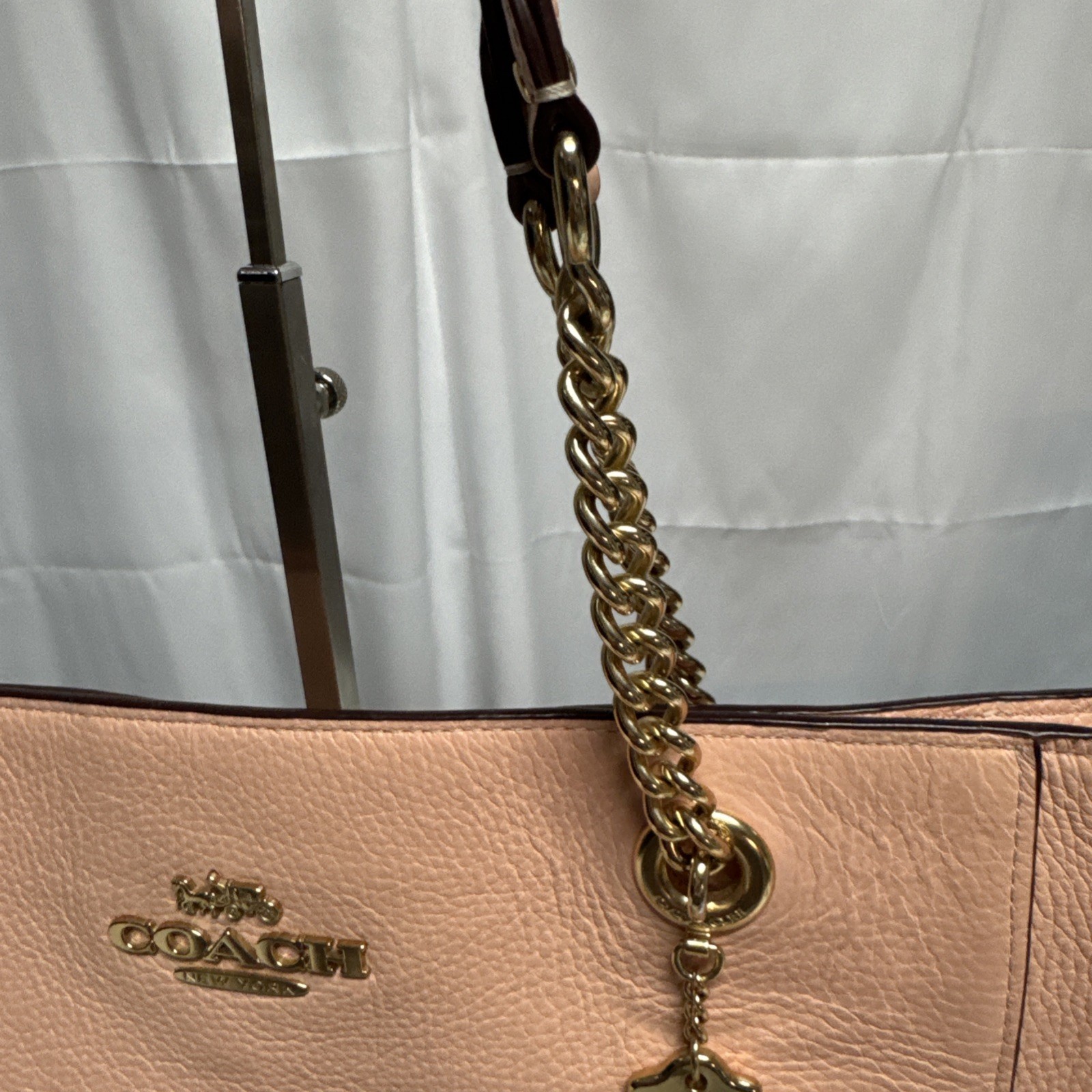 Coach Ava Chain Tote . 100% Genuine Coach Handbag Used Peach Pink